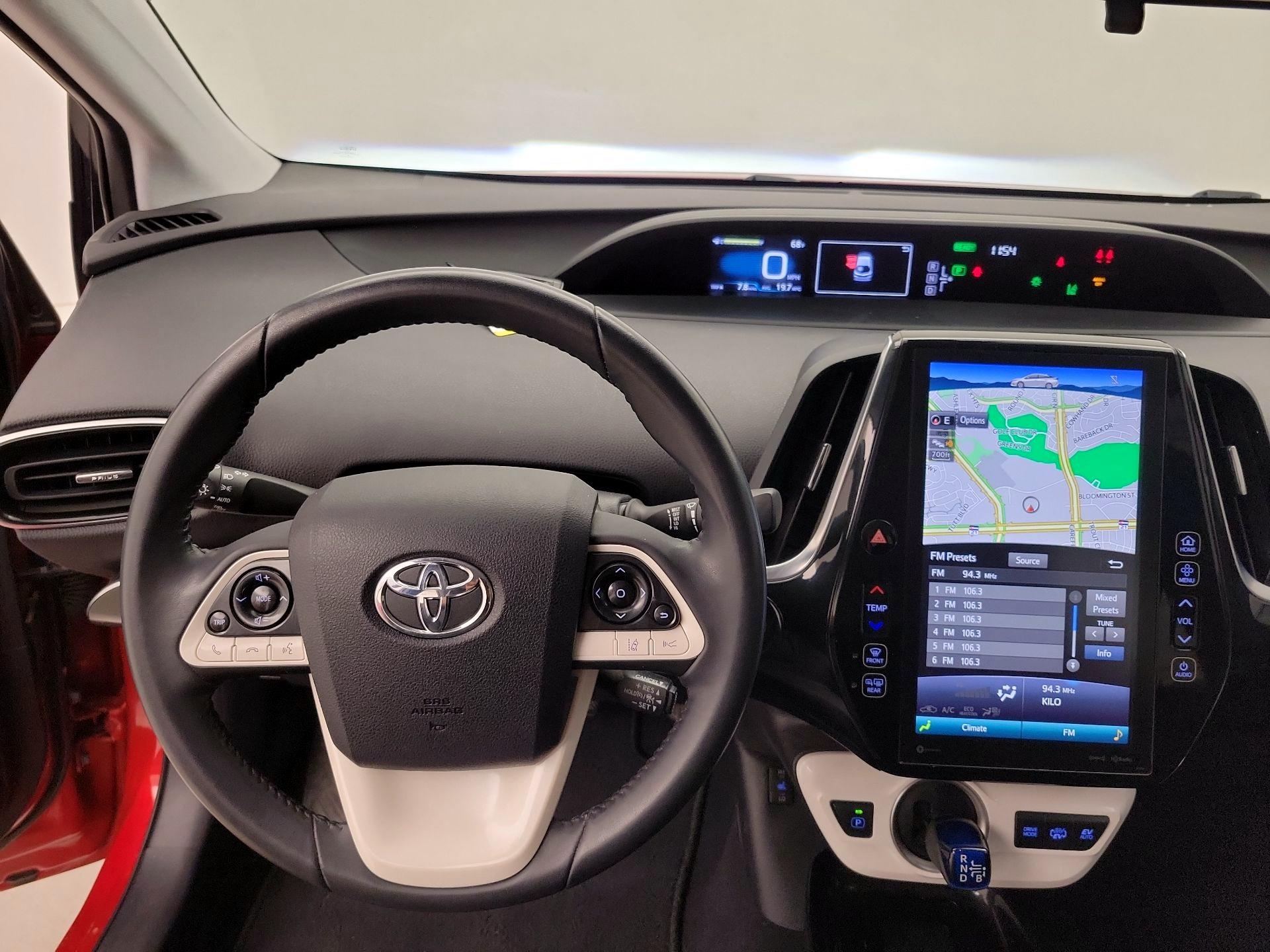 Thumbnail: 2018 Toyota Prius Prime - 10
