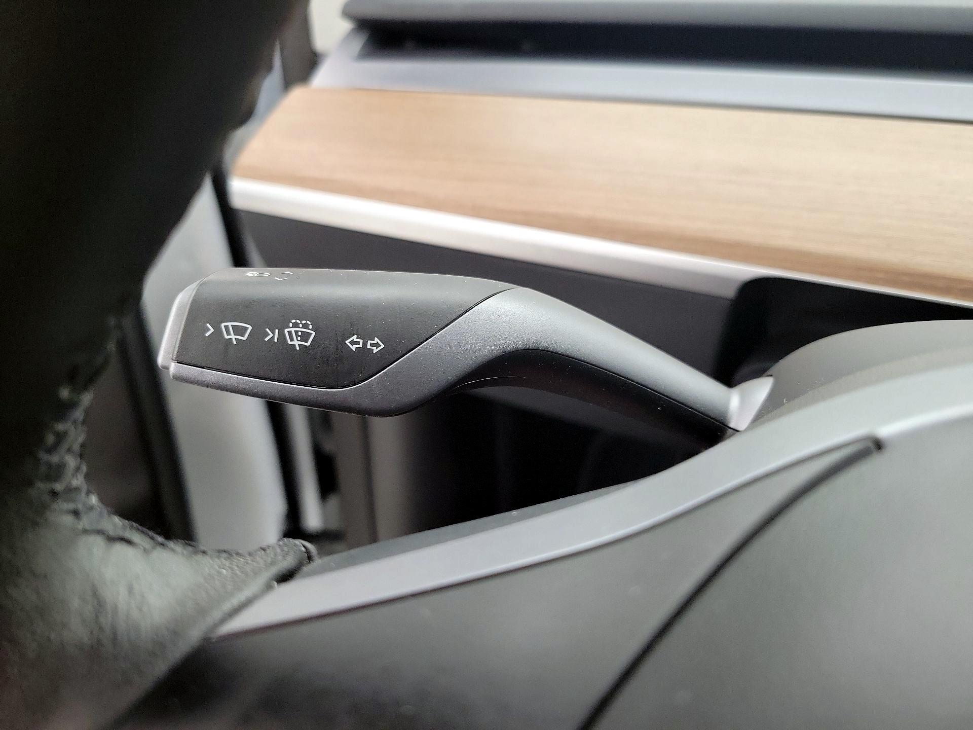 Thumbnail: 2023 Tesla Model Y - 13