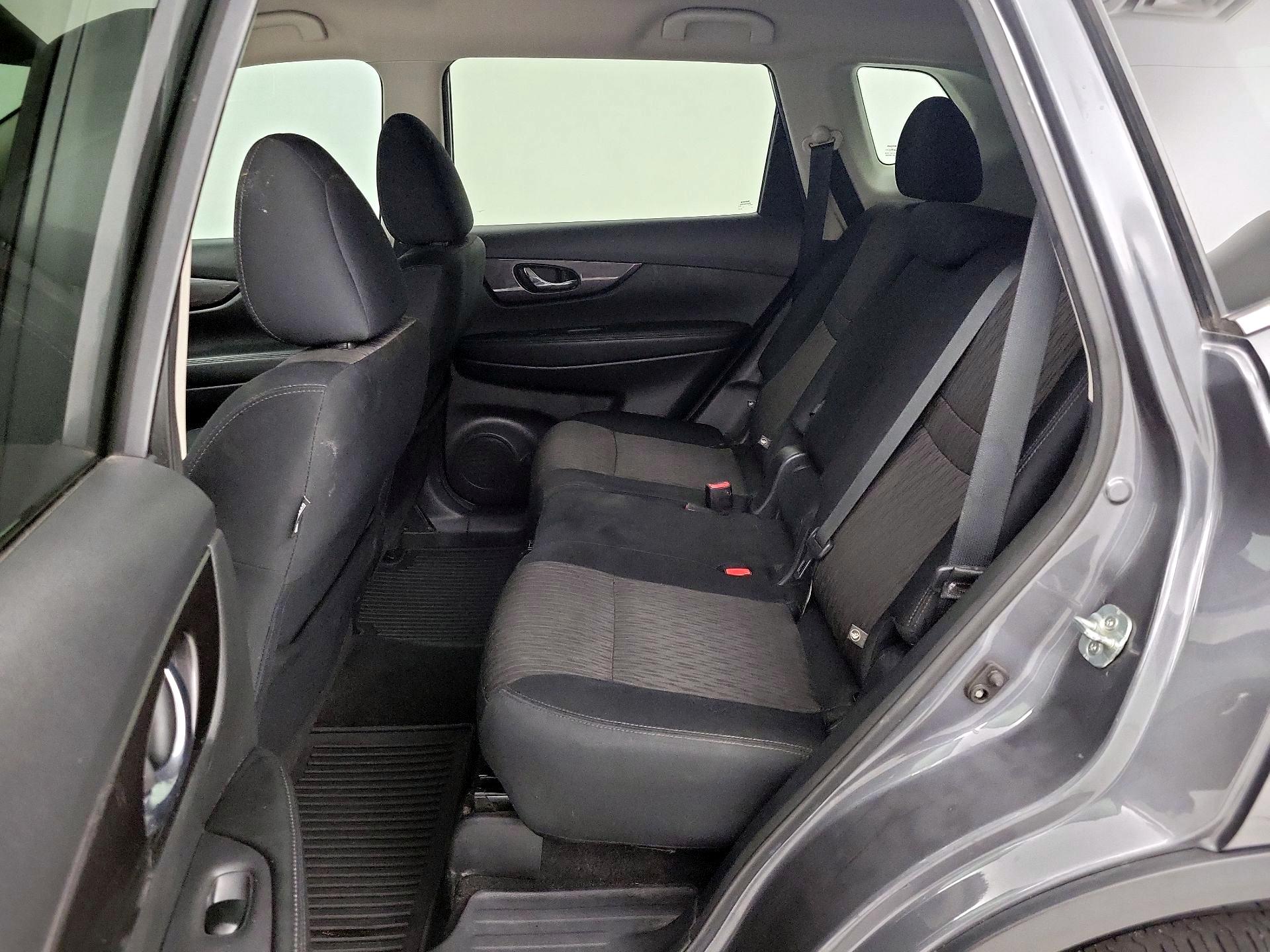 Thumbnail: 2019 Nissan Rogue - 19