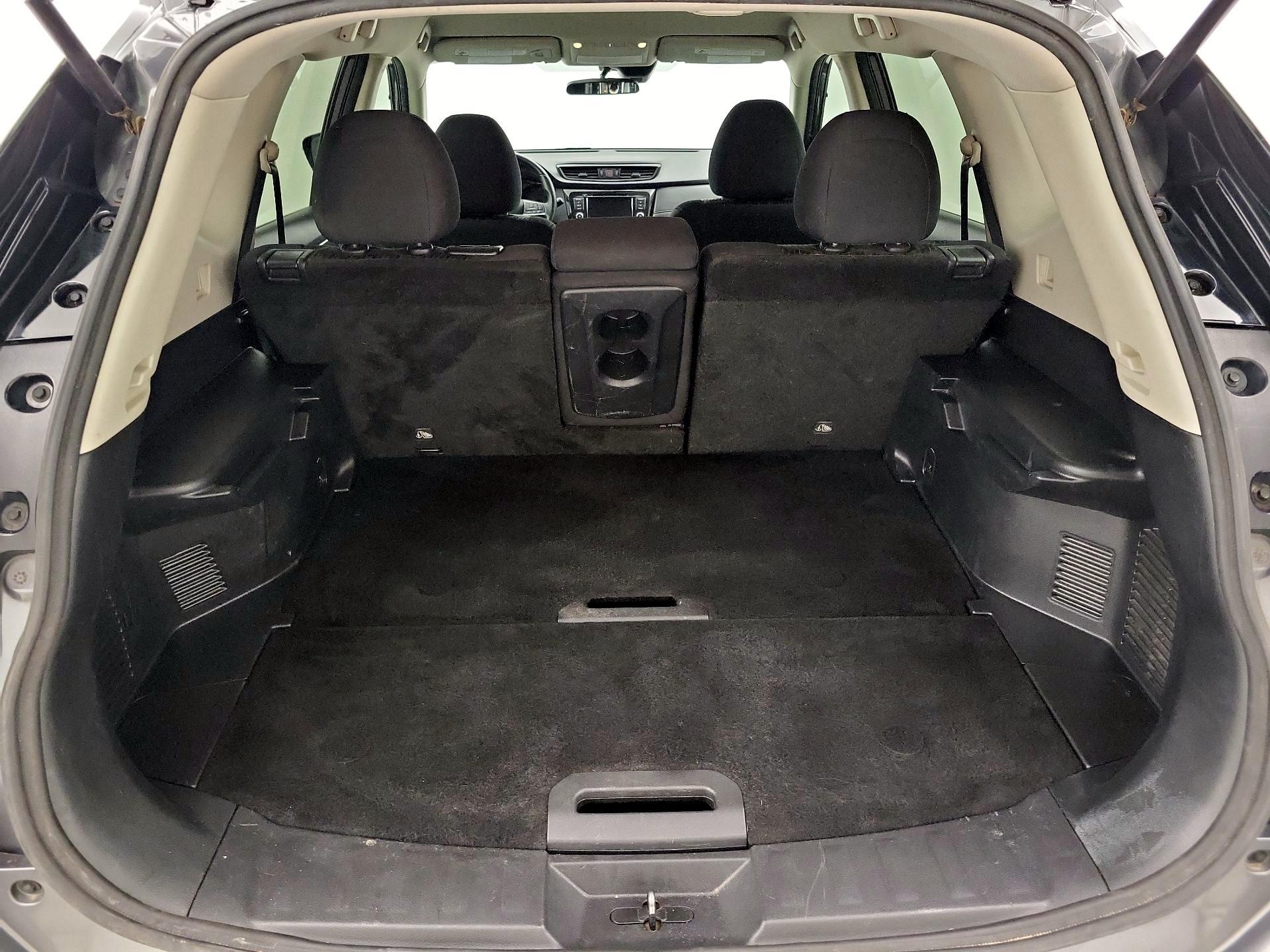 Thumbnail: 2019 Nissan Rogue - 20