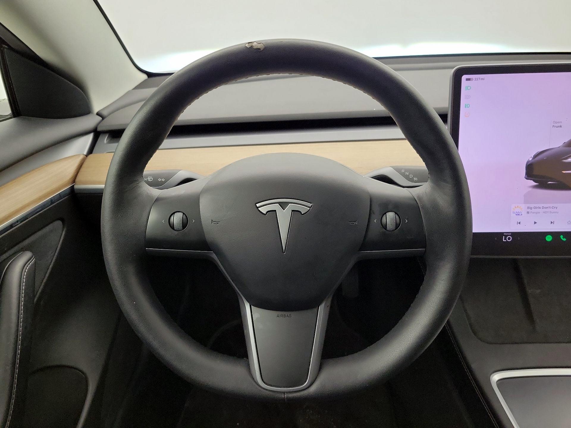 Thumbnail: 2022 Tesla Model 3 - 10