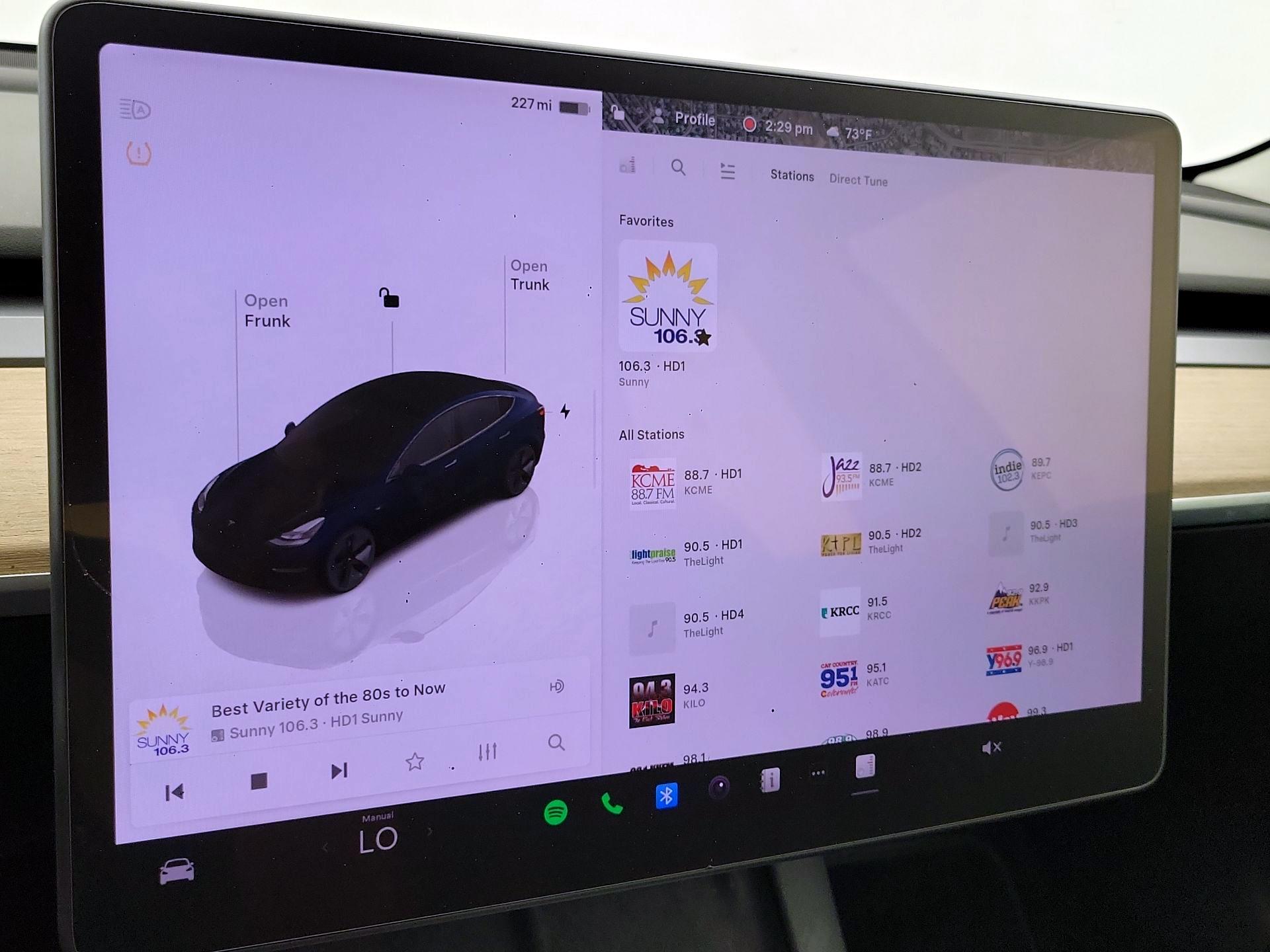 Thumbnail: 2022 Tesla Model 3 - 15