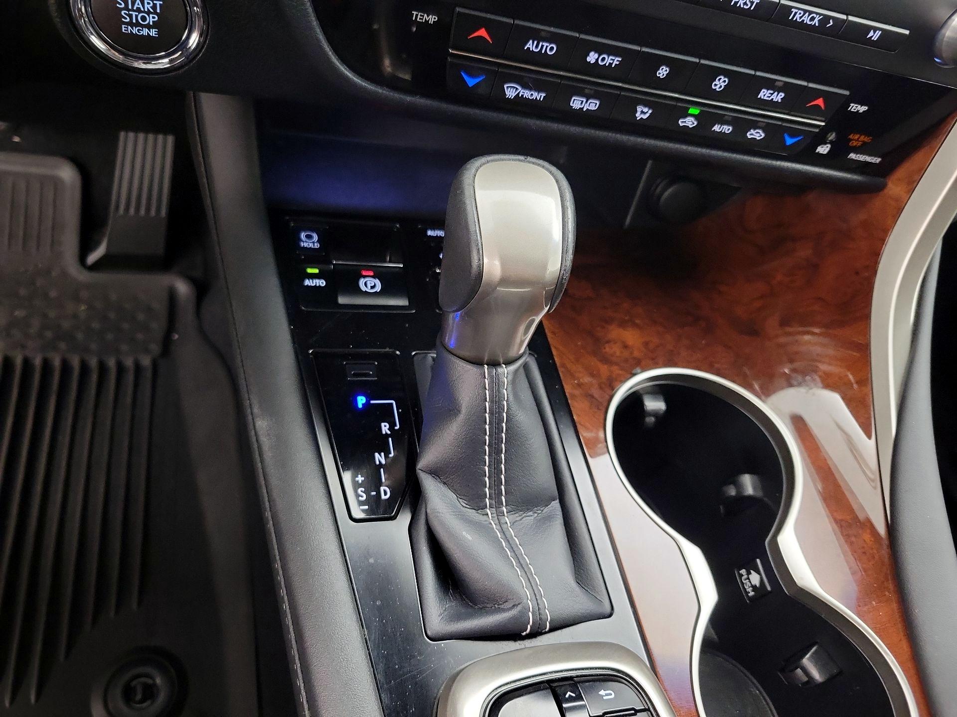 Thumbnail: 2018 Lexus RX - 18