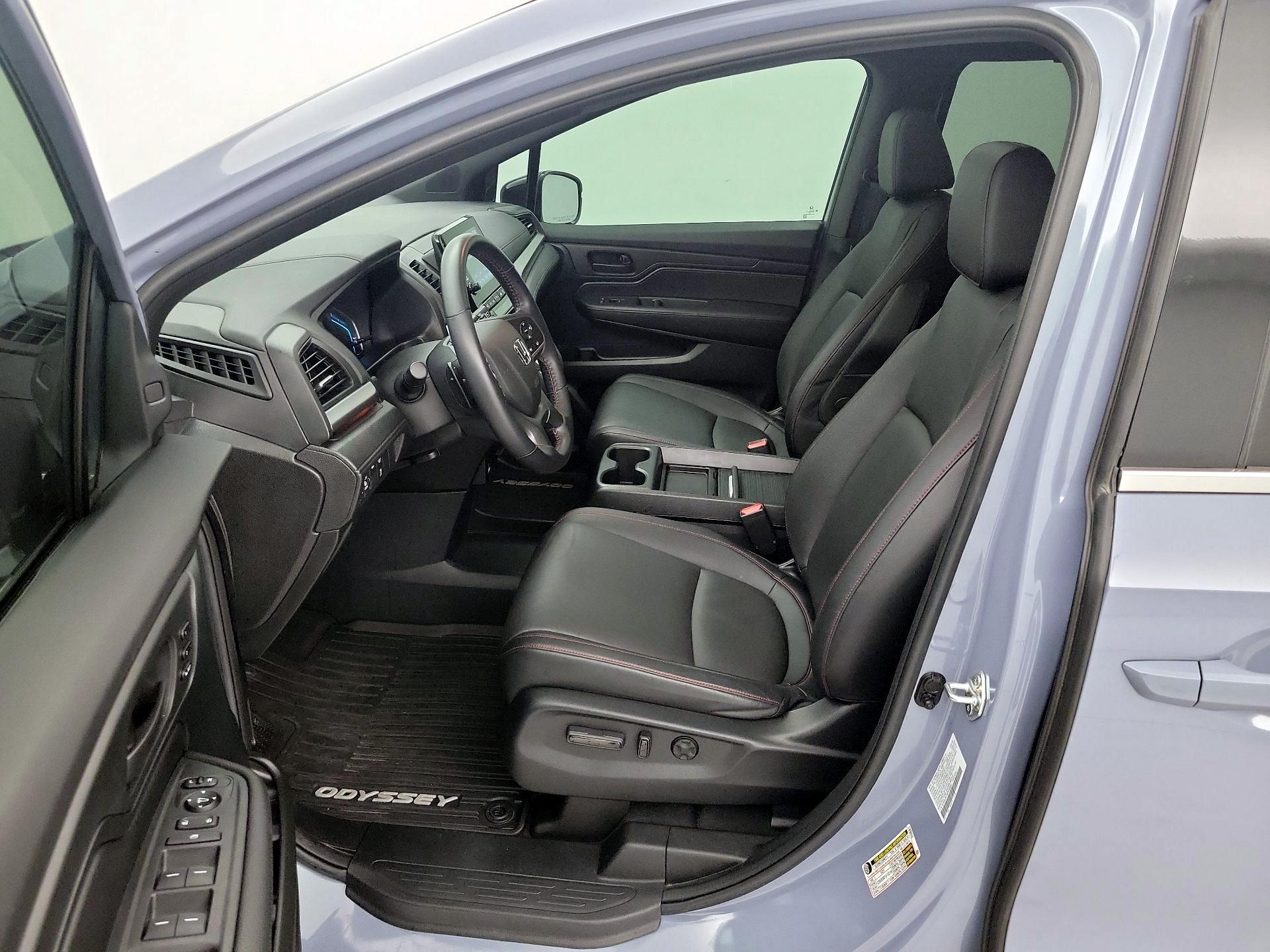 Thumbnail: 2023 Honda Odyssey - 11