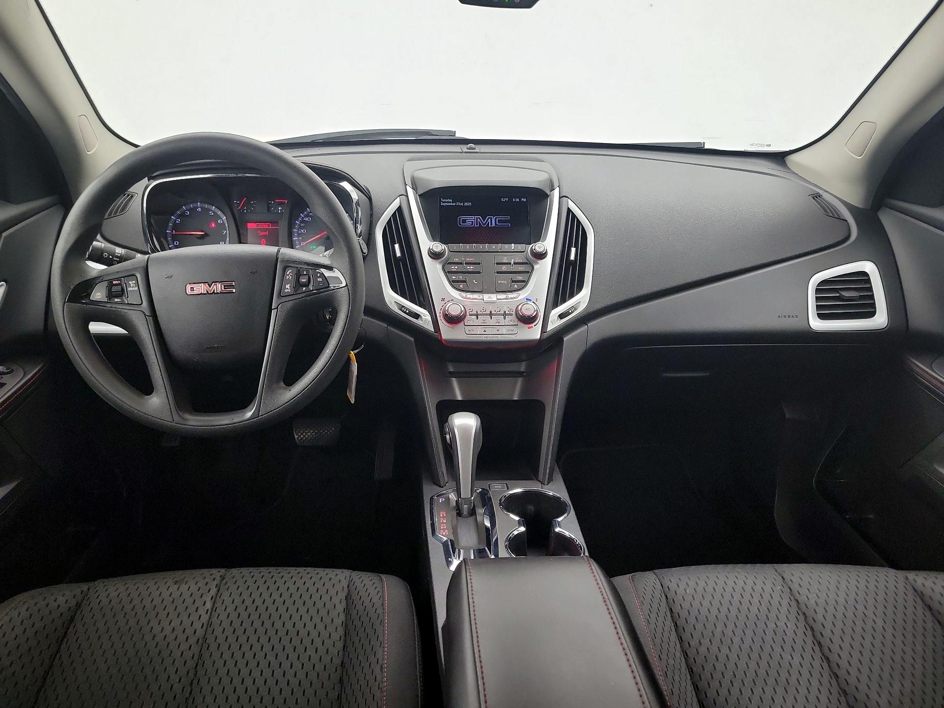 Thumbnail: 2015 GMC Terrain - 9