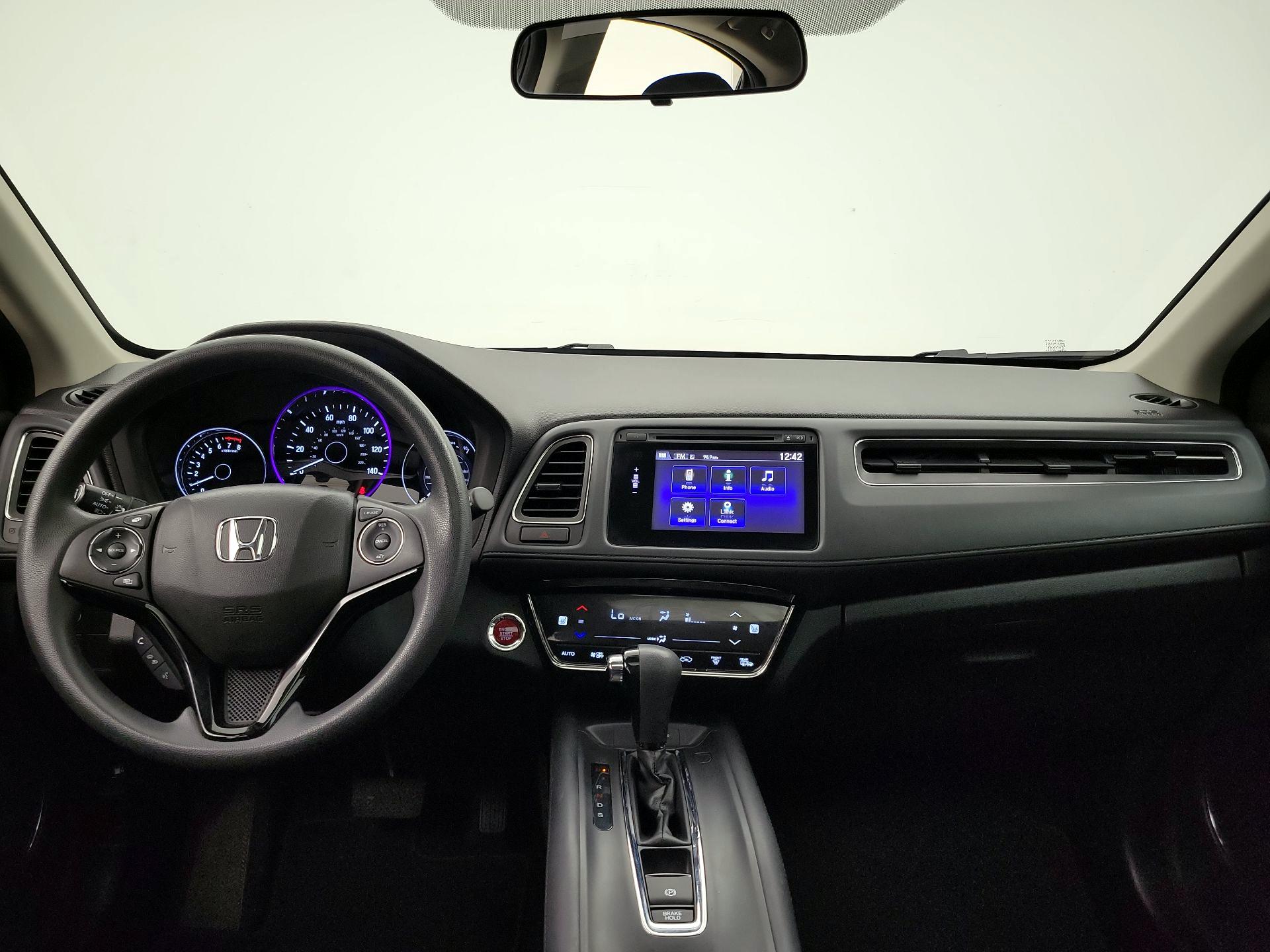 Thumbnail: 2016 Honda HR-V - 9