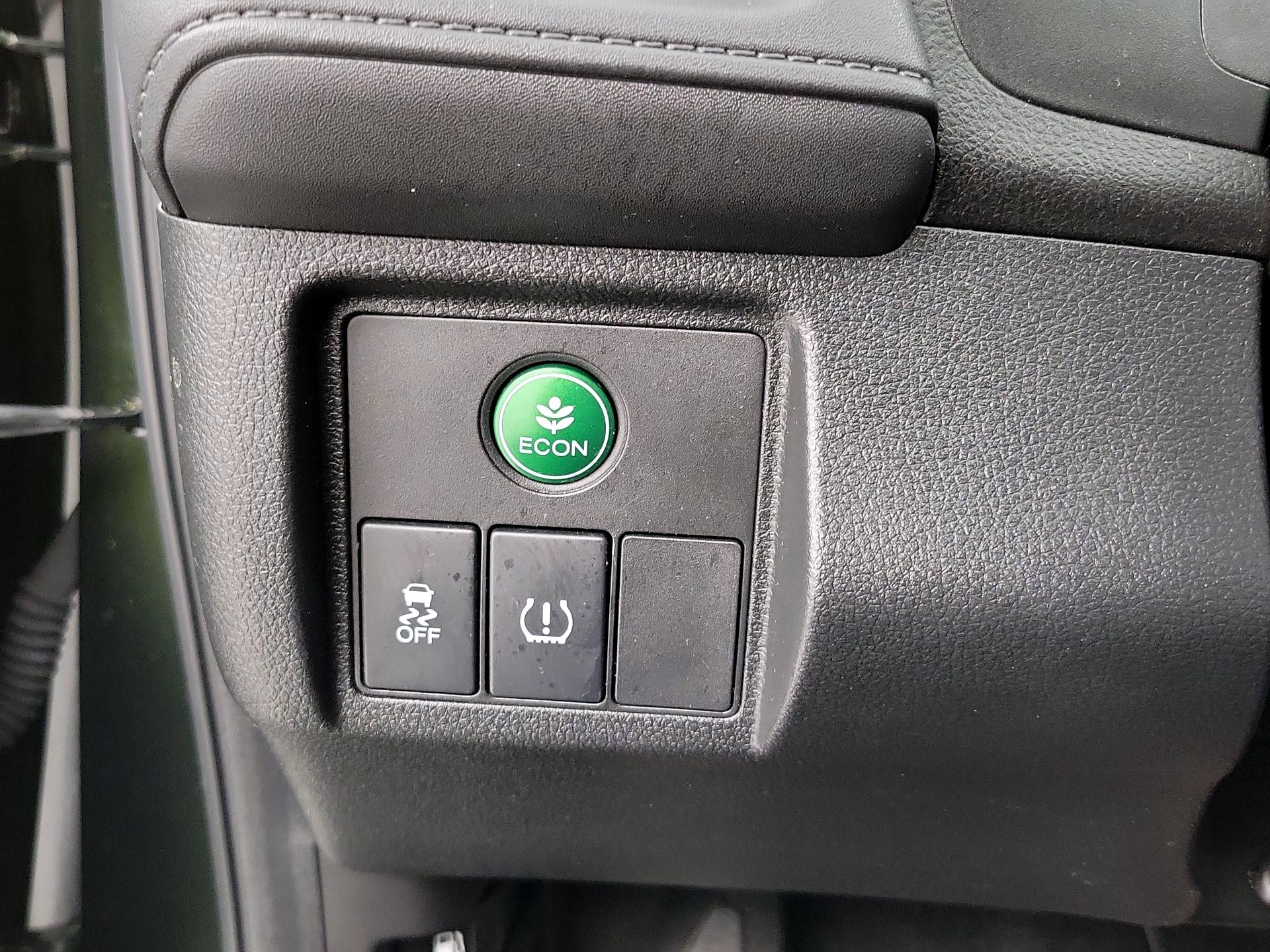 Thumbnail: 2016 Honda HR-V - 13
