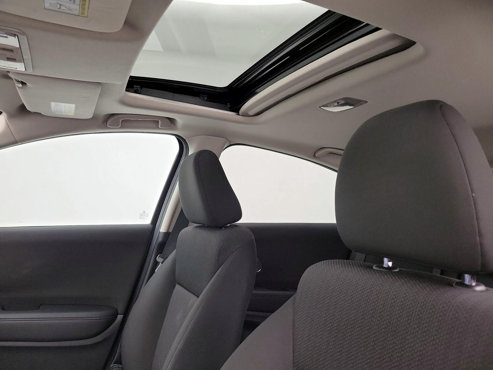 Thumbnail: 2016 Honda HR-V - 19