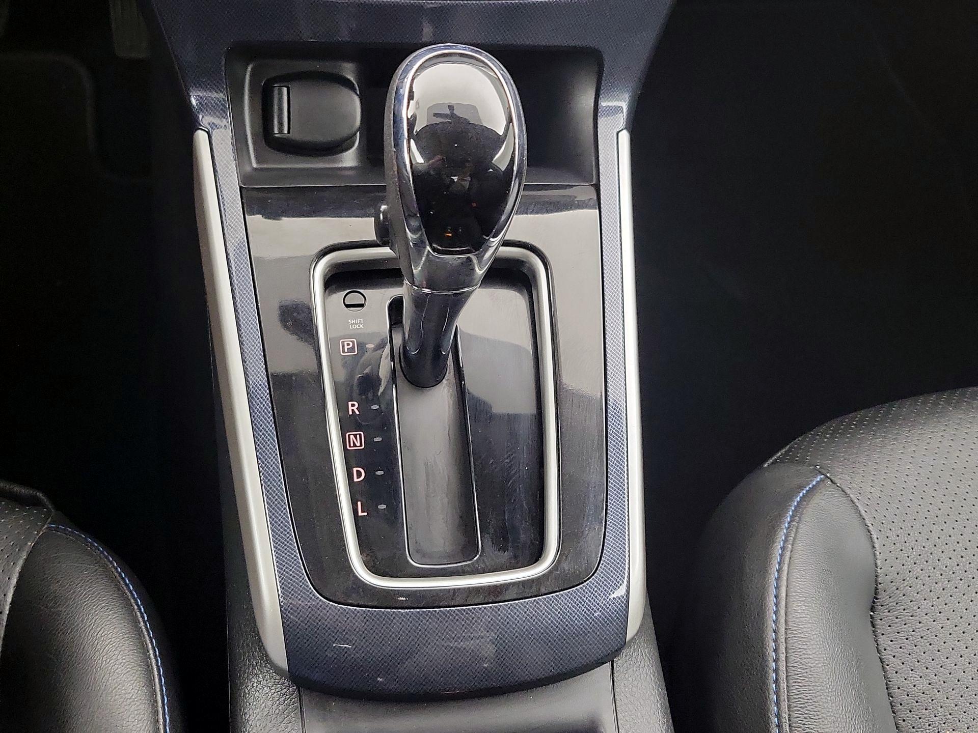 Thumbnail: 2019 Nissan Sentra - 17
