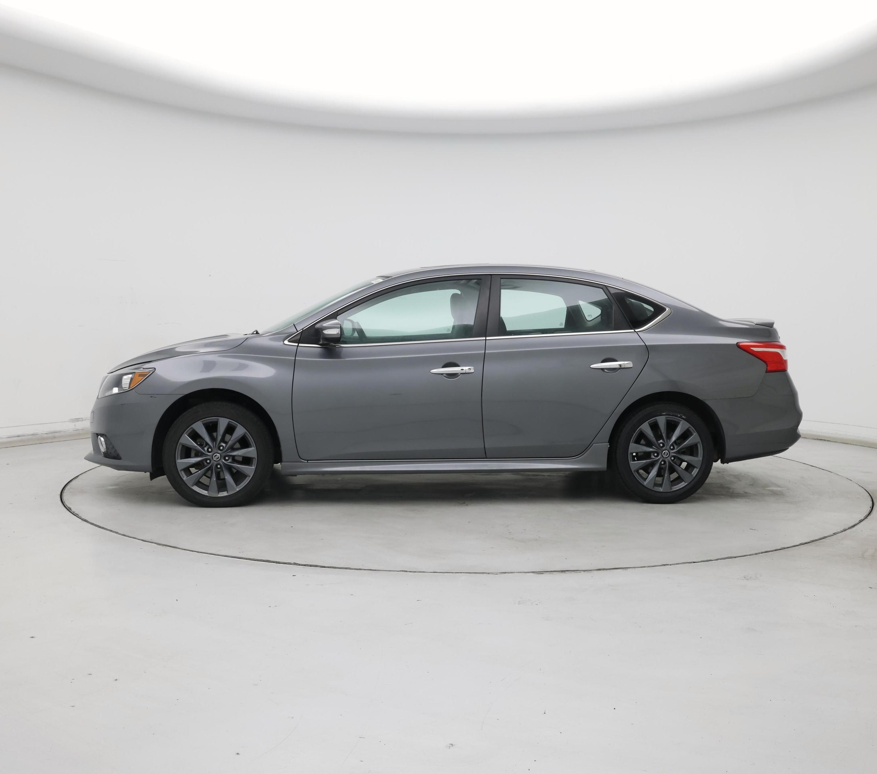 Thumbnail: 2019 Nissan Sentra - 3