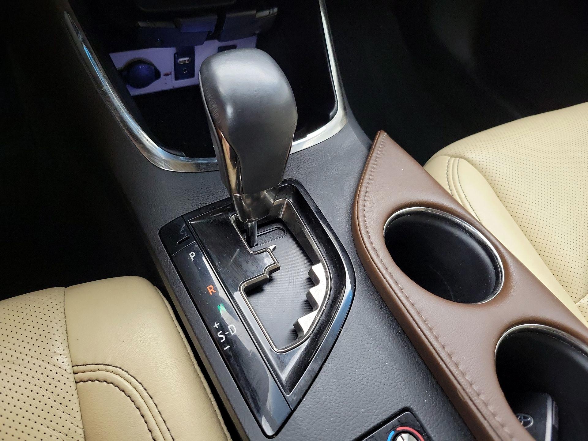 Thumbnail: 2015 Toyota Avalon - 18