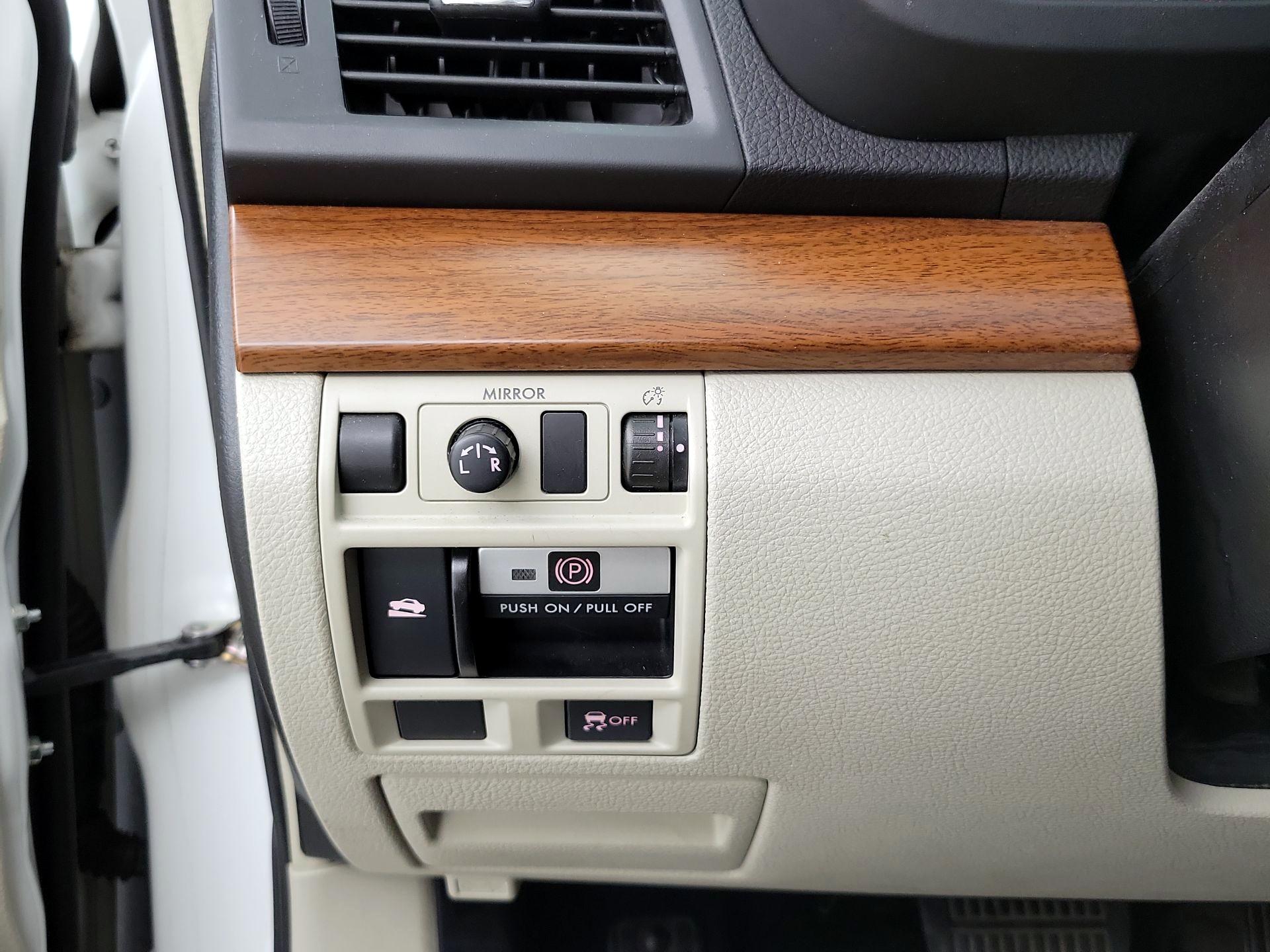 Thumbnail: 2014 Subaru Outback - 13
