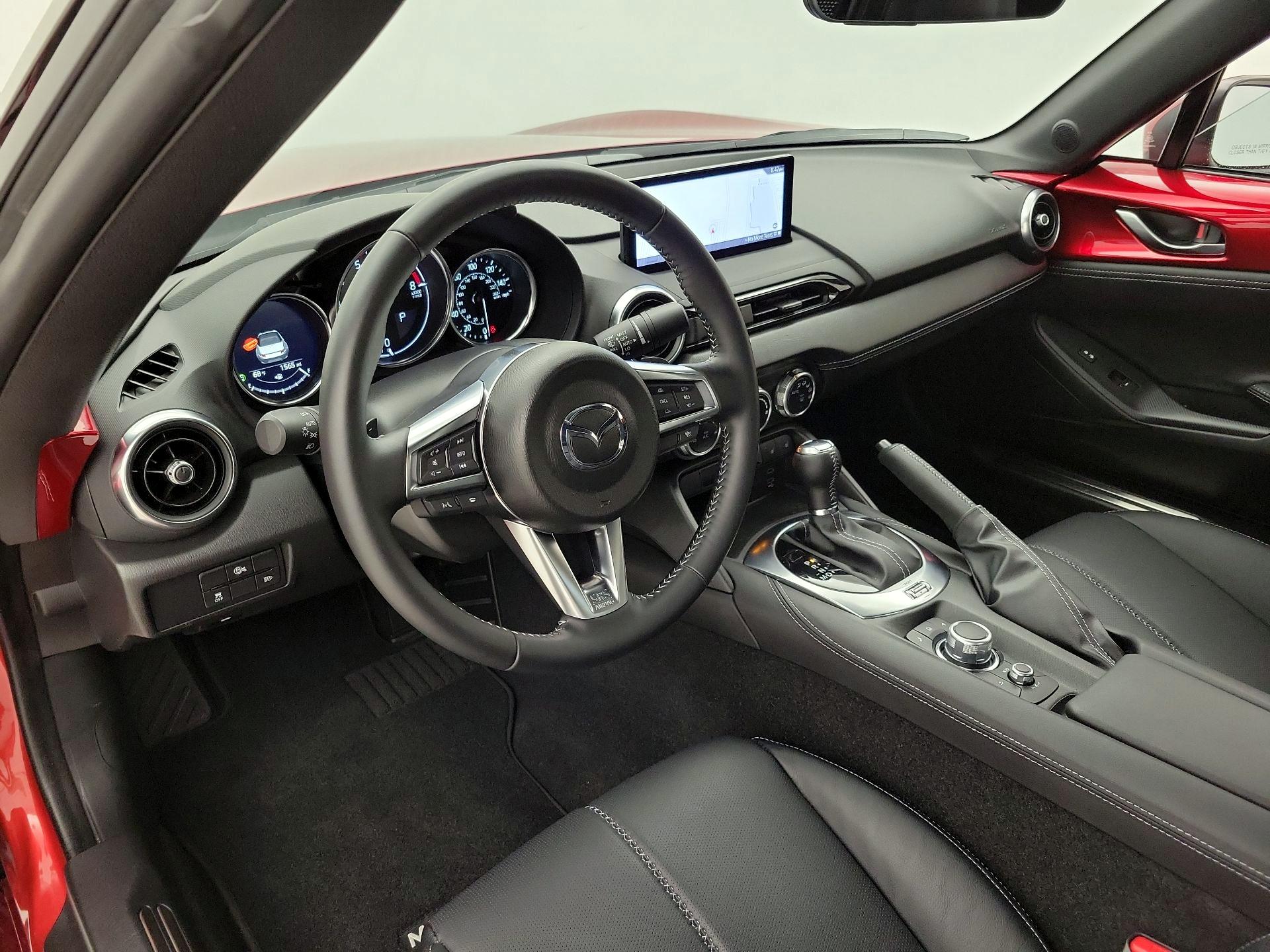 Thumbnail: 2024 Mazda MX-5 Miata - 9