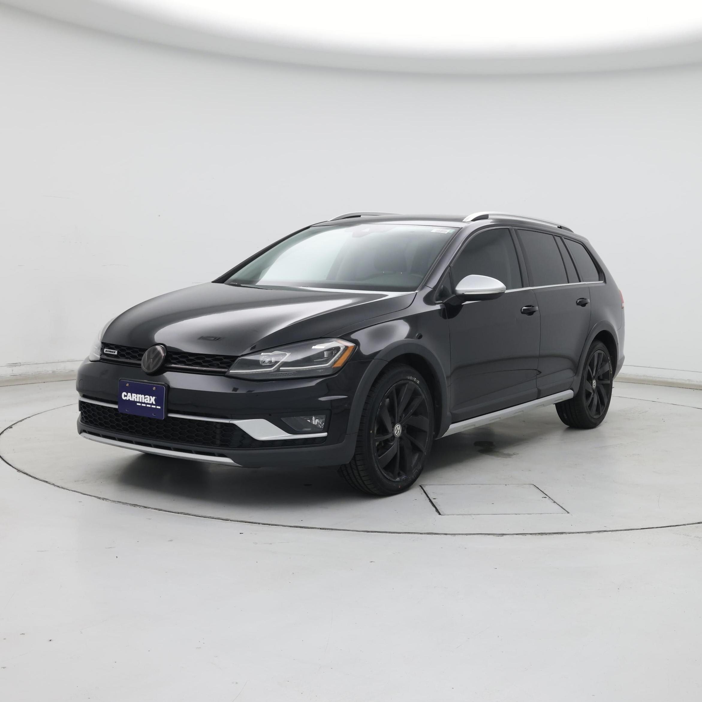 Thumbnail: 2019 Volkswagen Golf - 4