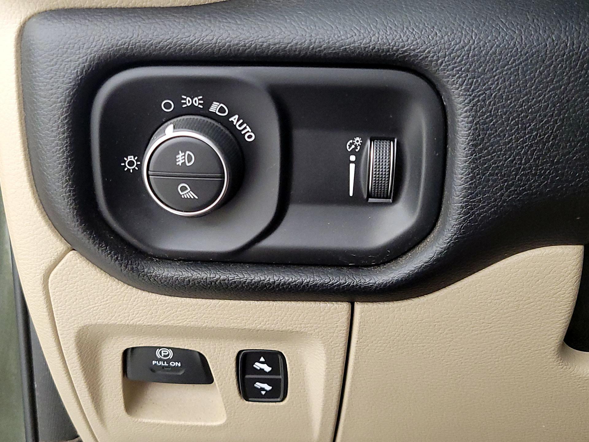 Thumbnail: 2021 RAM 1500 - 13