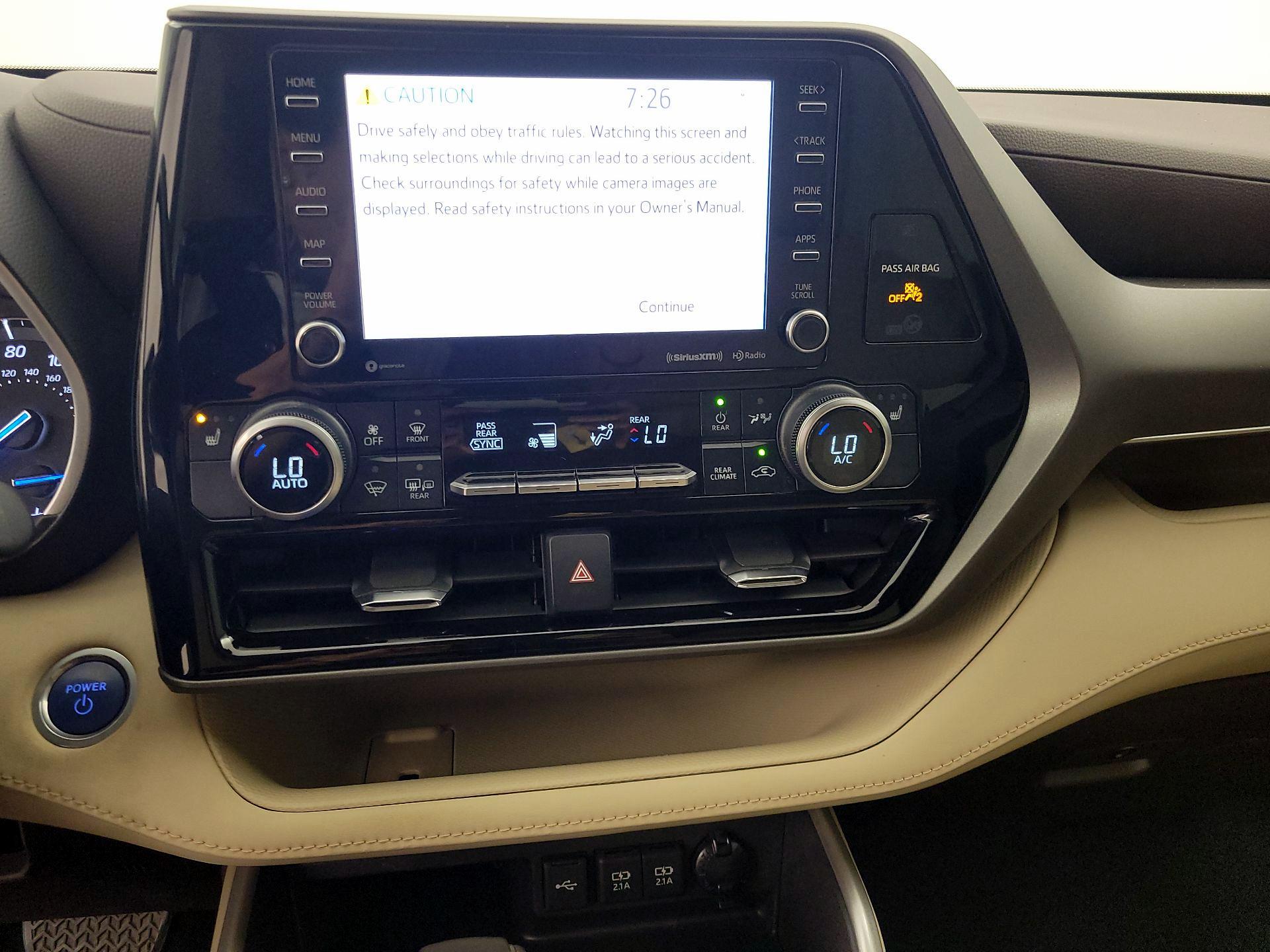 Thumbnail: 2021 Toyota Highlander - 15