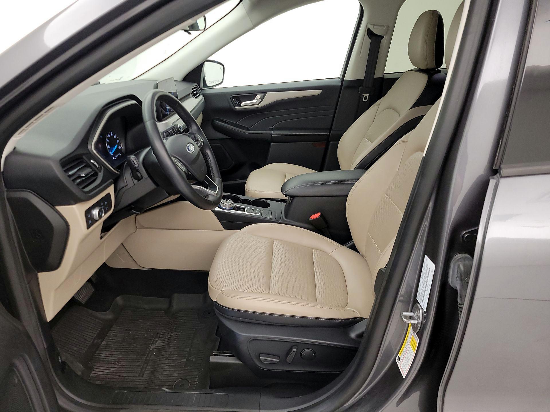 Thumbnail: 2021 Ford Escape - 11