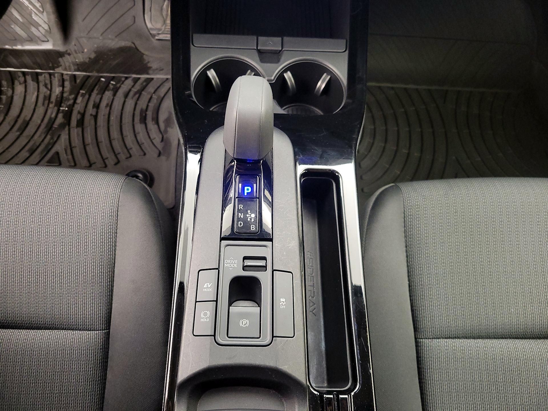 Thumbnail: 2023 Toyota Prius - 17