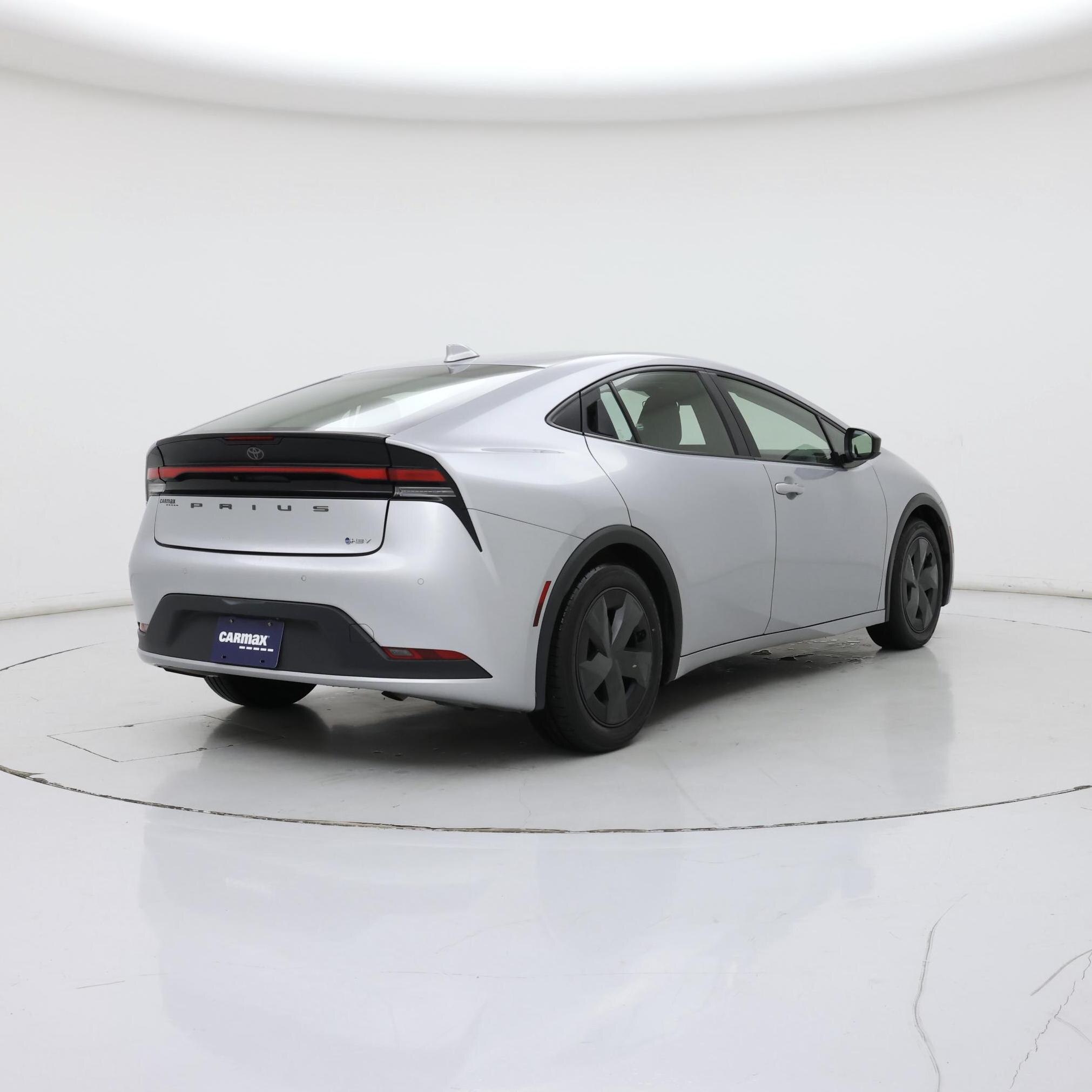 Thumbnail: 2023 Toyota Prius - 8