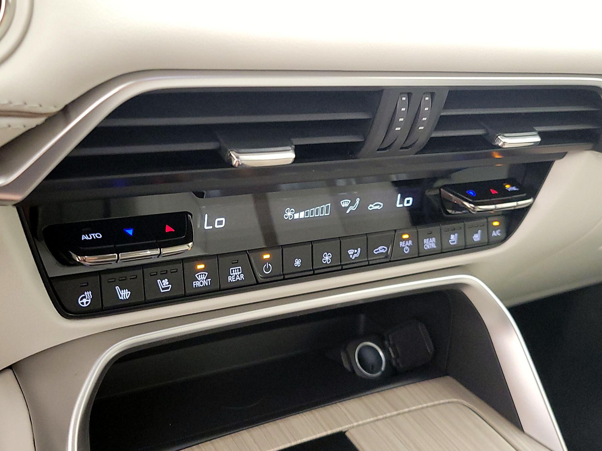 Thumbnail: 2024 Mazda CX-90 - 17