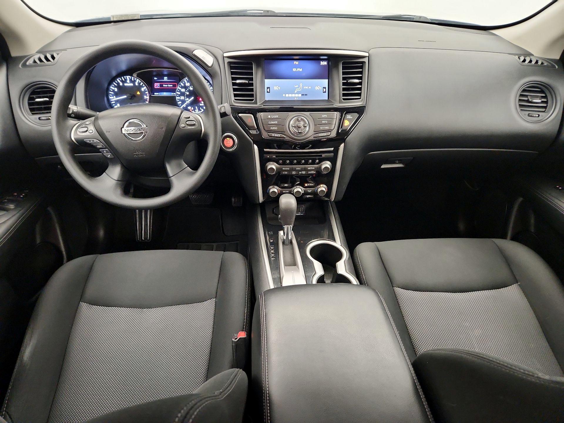 Thumbnail: 2020 Nissan Pathfinder - 9