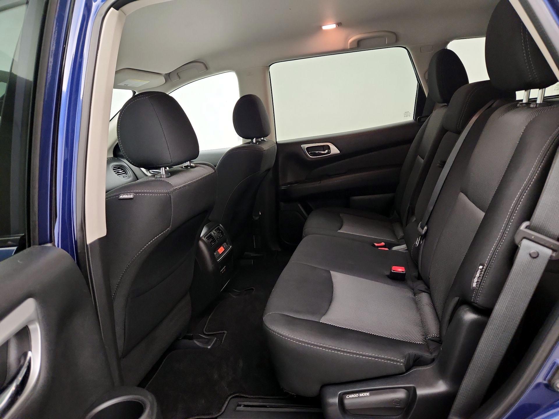 Thumbnail: 2020 Nissan Pathfinder - 19