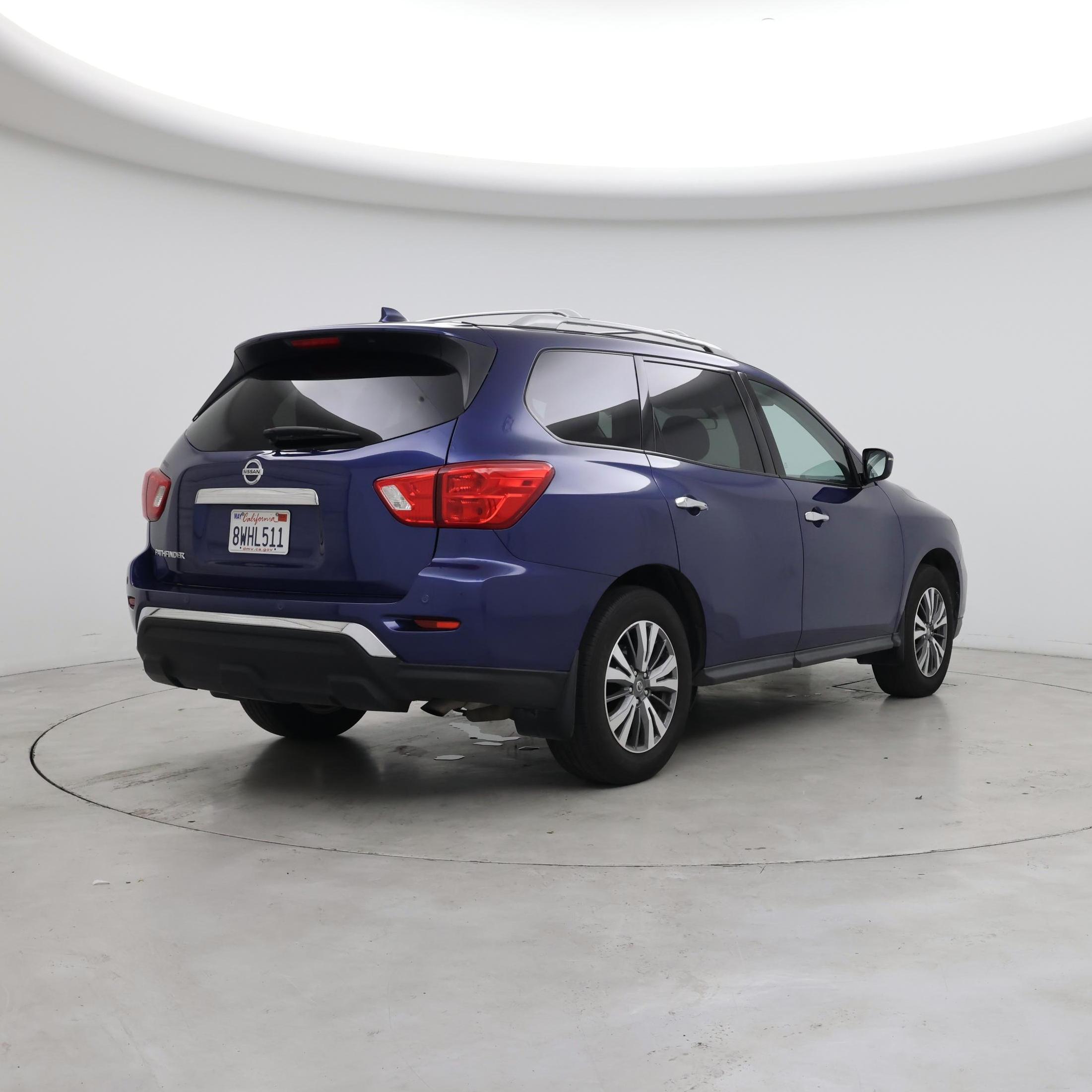 Thumbnail: 2020 Nissan Pathfinder - 8