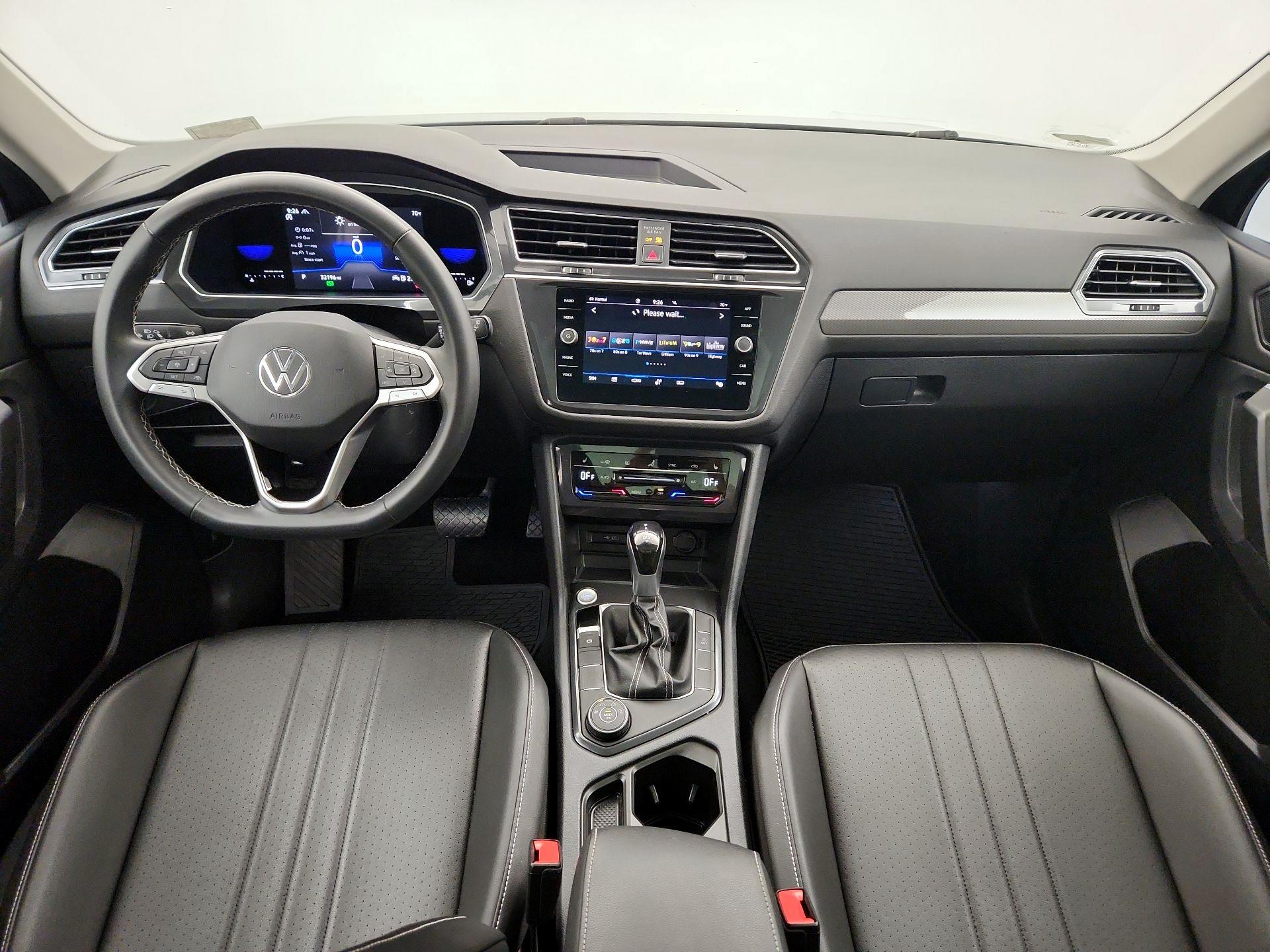 Thumbnail: 2023 Volkswagen Tiguan - 9