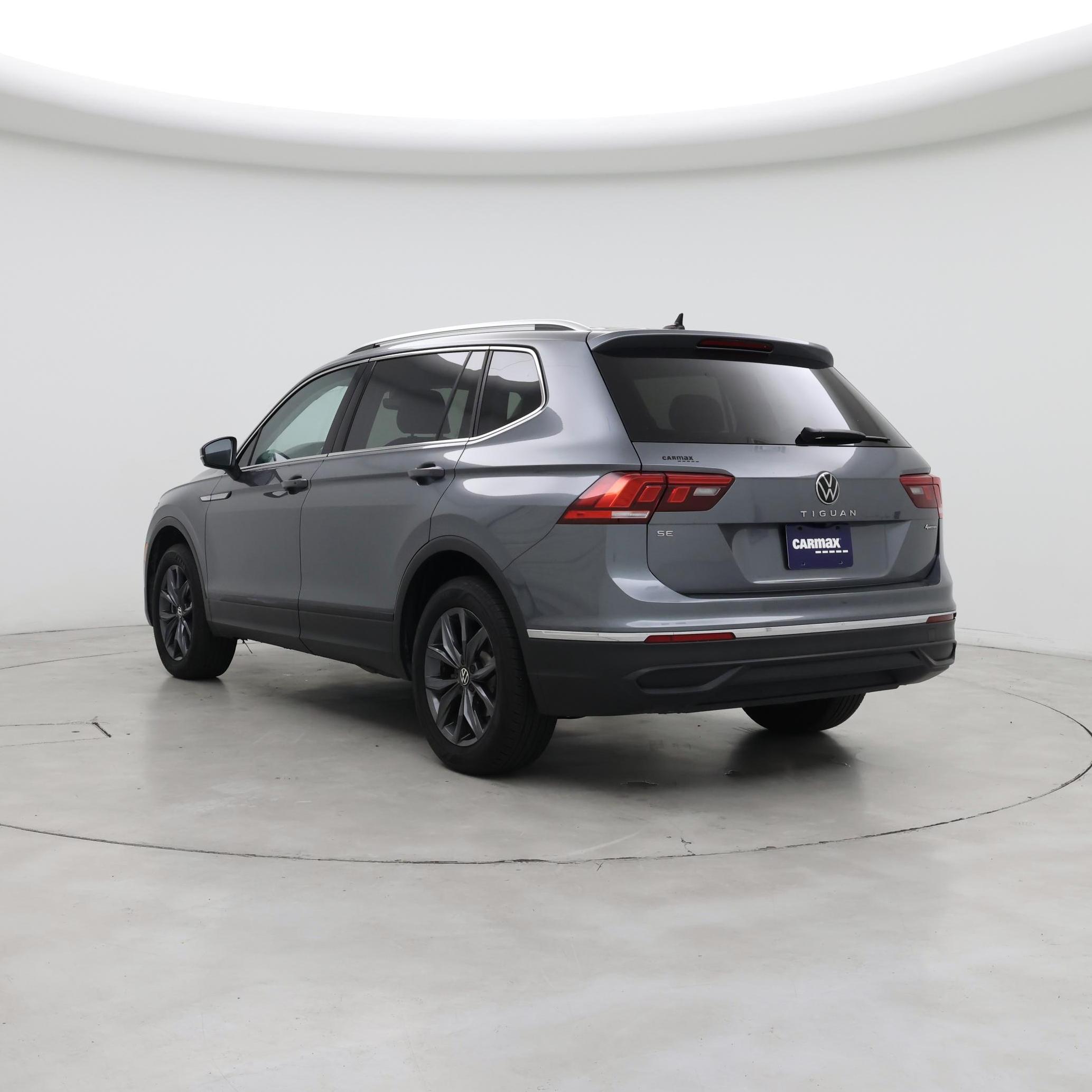 Thumbnail: 2023 Volkswagen Tiguan - 2