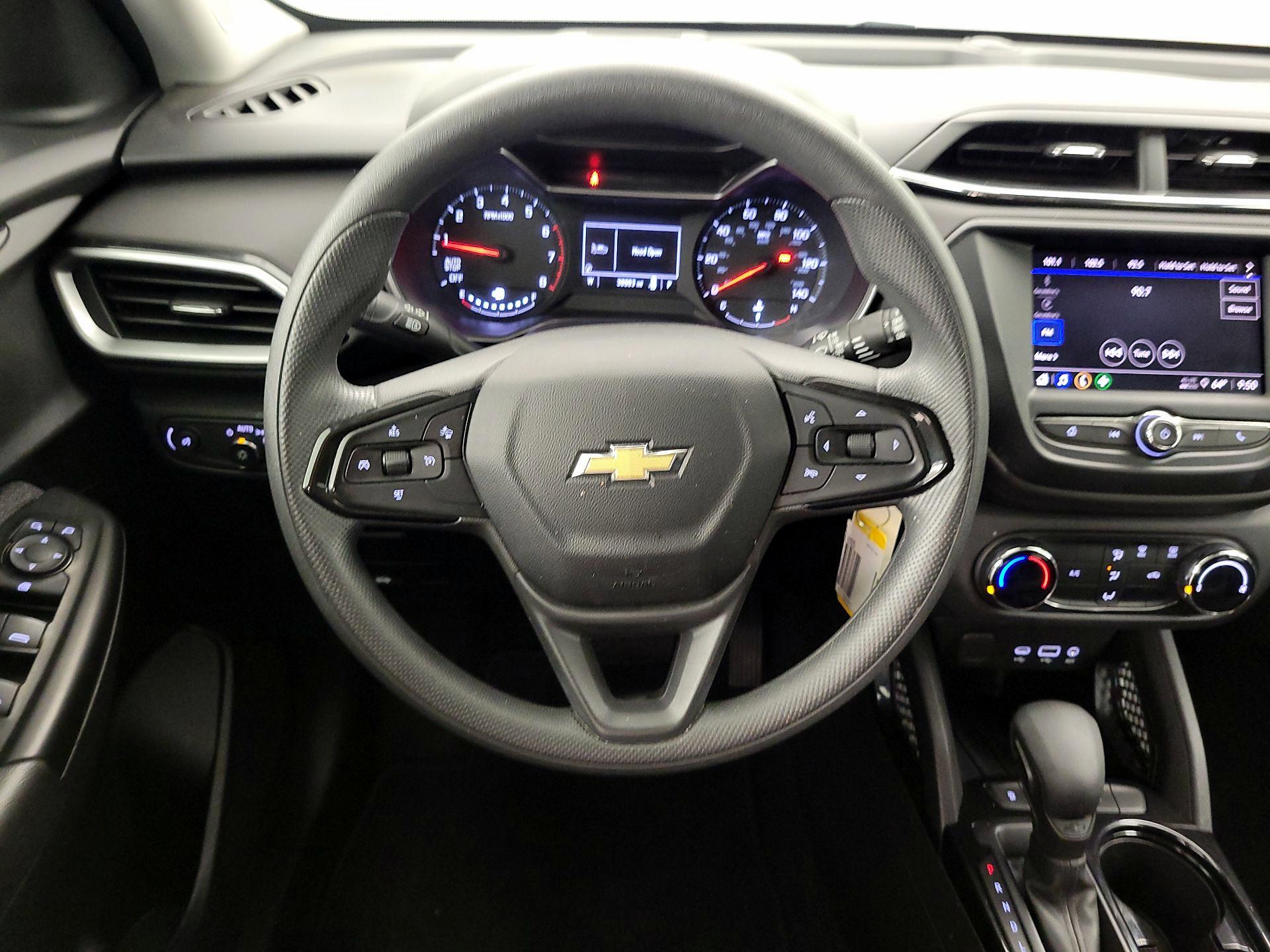 Thumbnail: 2021 Chevrolet TrailBlazer - 10
