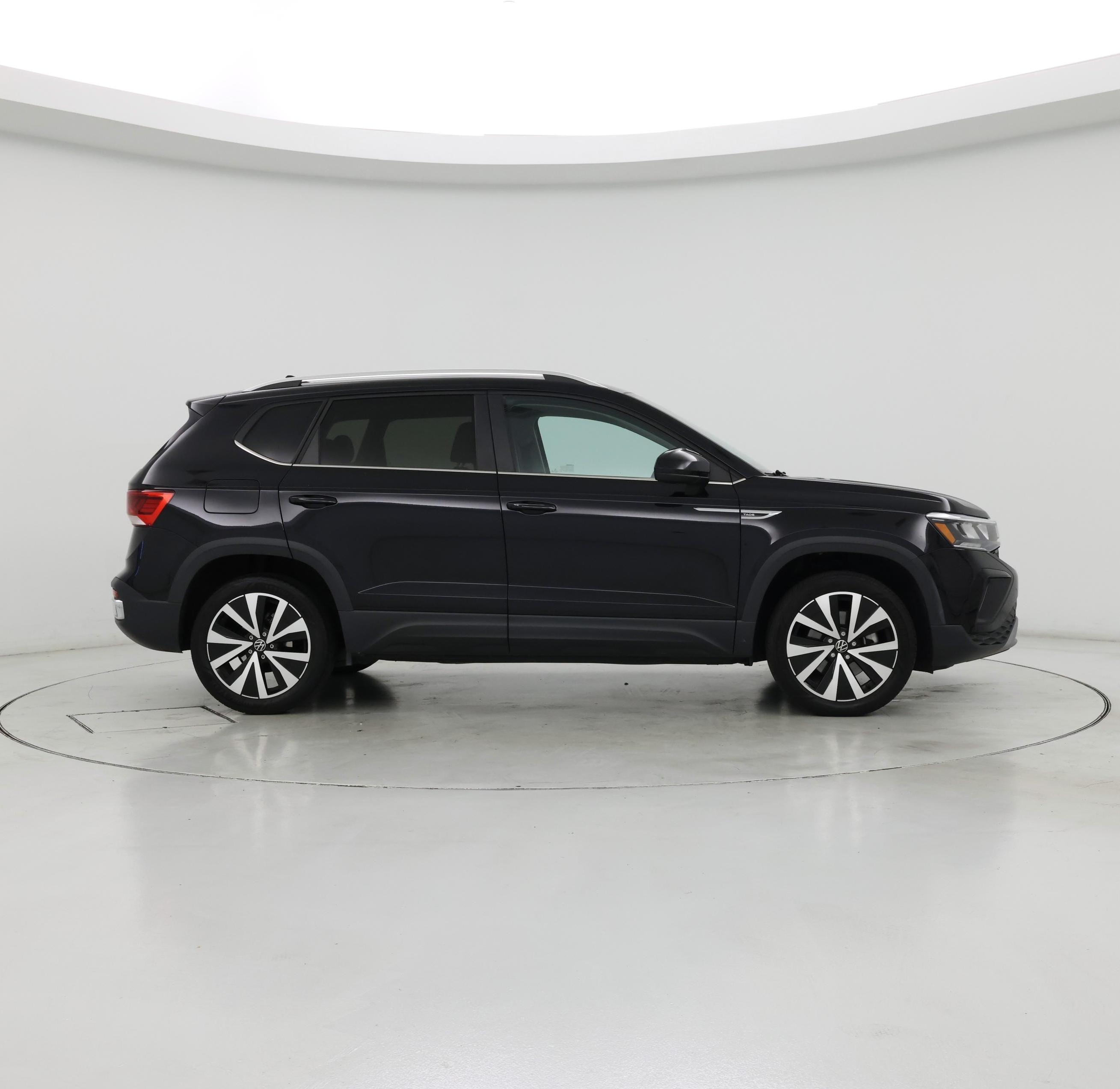 Thumbnail: 2022 Volkswagen Taos - 7