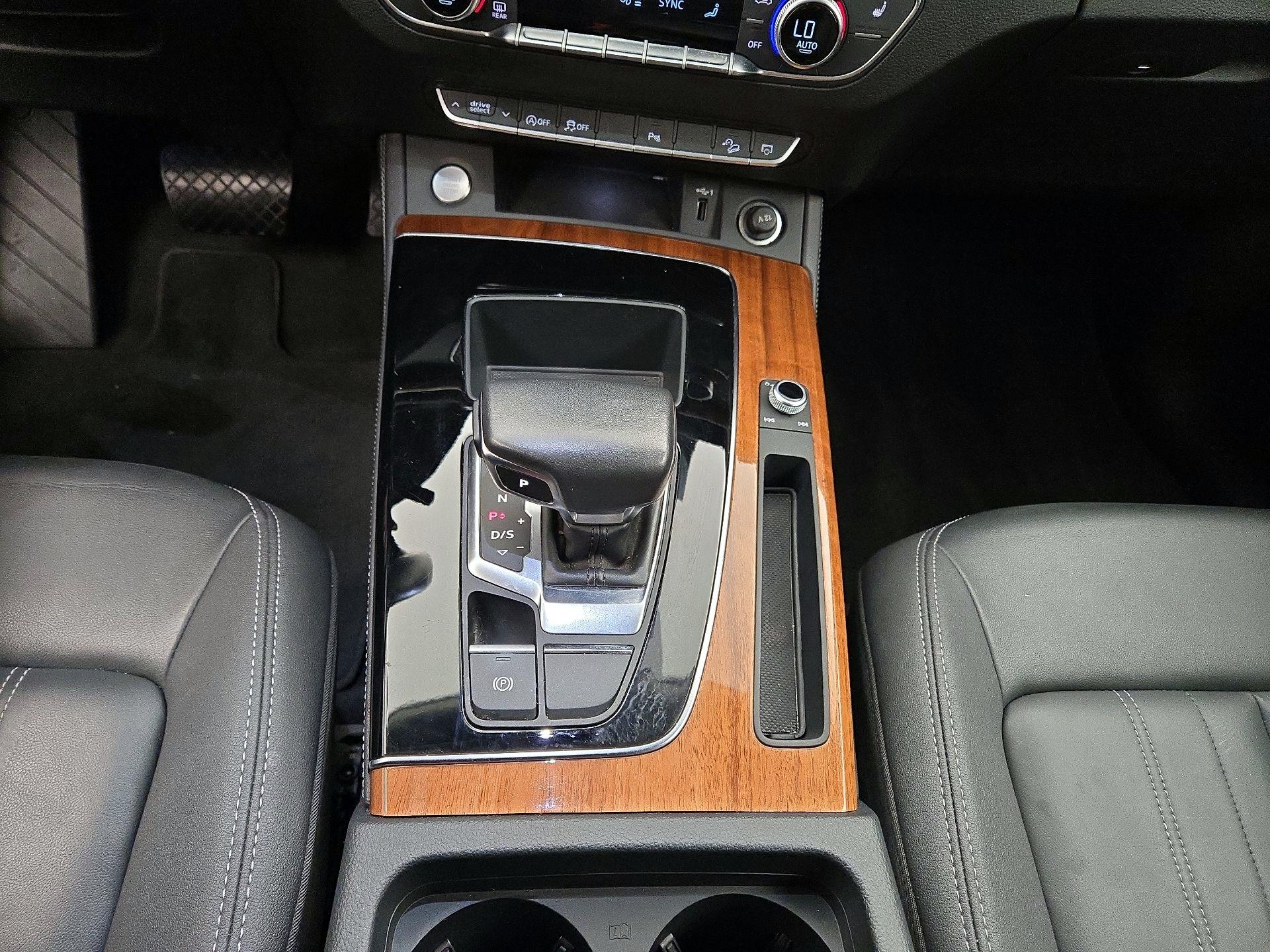 Thumbnail: 2023 Audi Q5 - 17