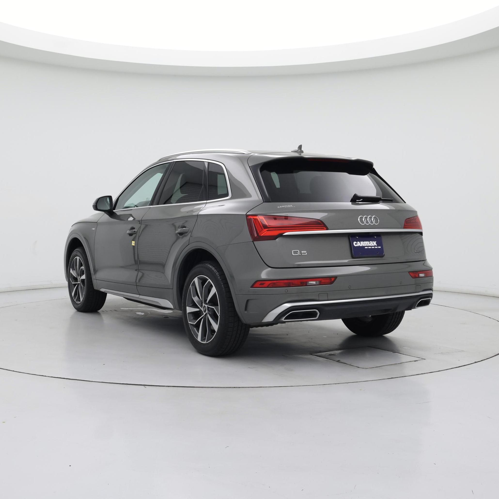 Thumbnail: 2023 Audi Q5 - 2