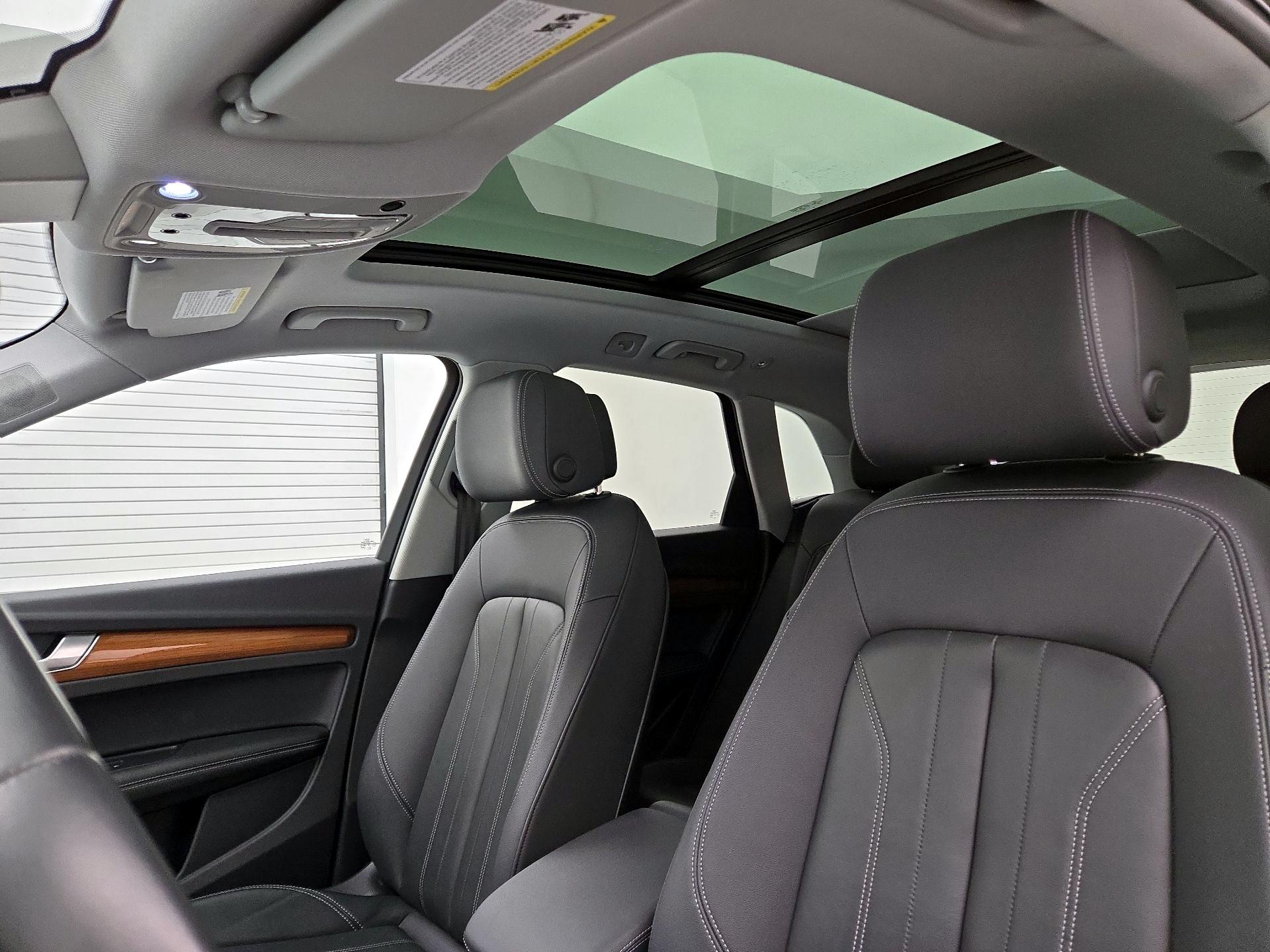 Thumbnail: 2023 Audi Q5 - 19