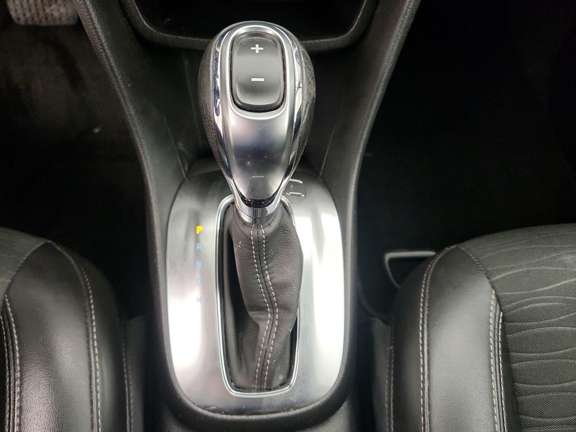 Thumbnail: 2016 Buick Encore - 16