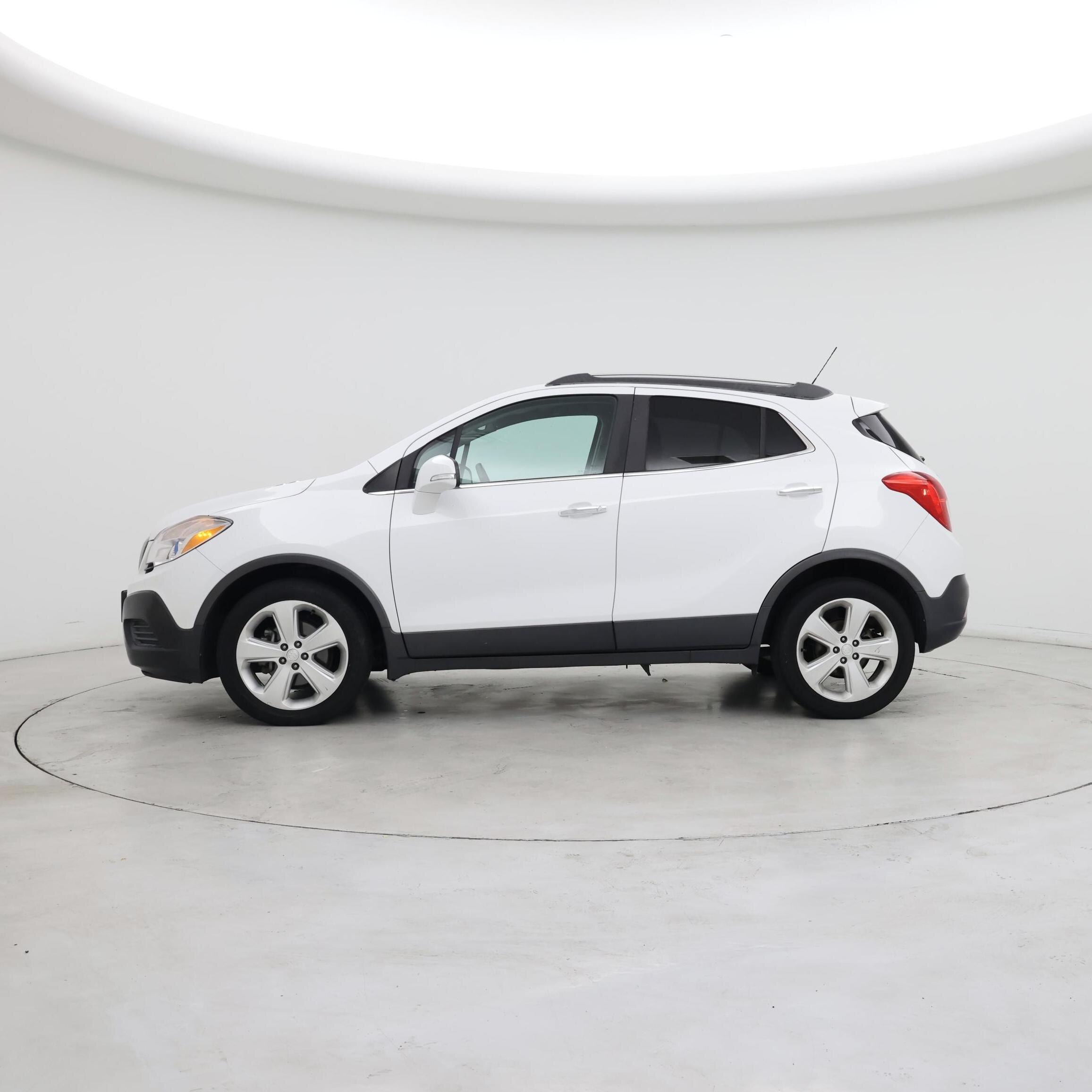 Thumbnail: 2016 Buick Encore - 3