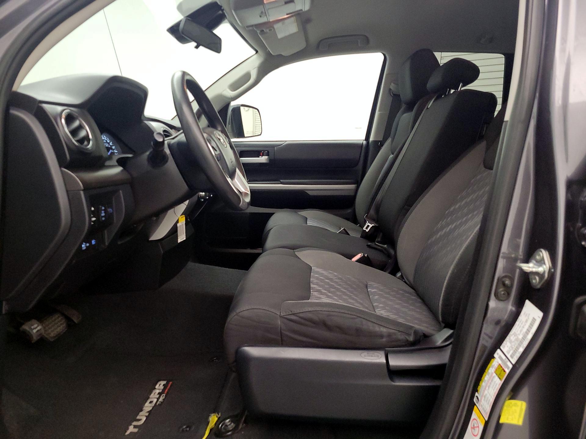 Thumbnail: 2018 Toyota Tundra - 11