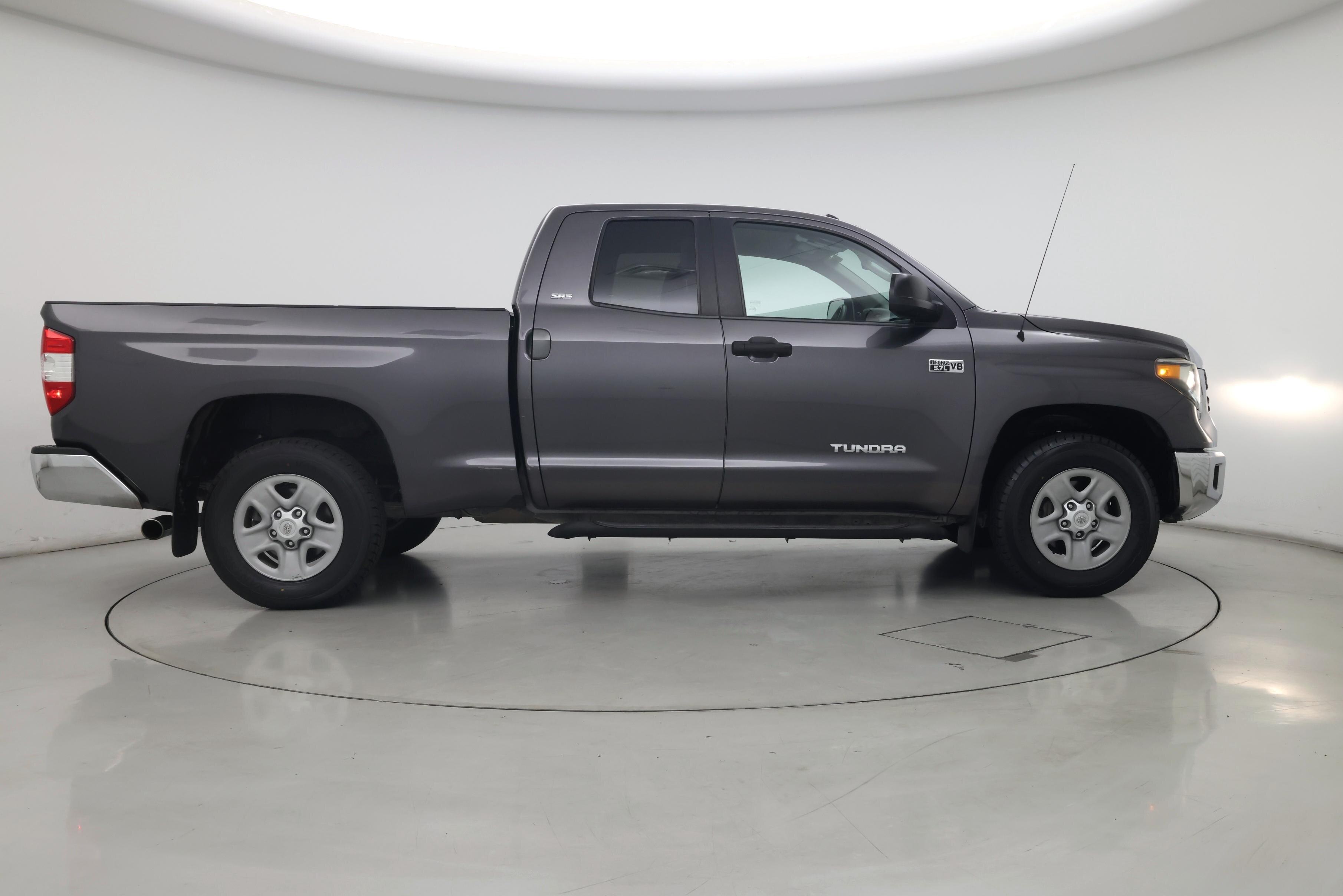 Thumbnail: 2018 Toyota Tundra - 7