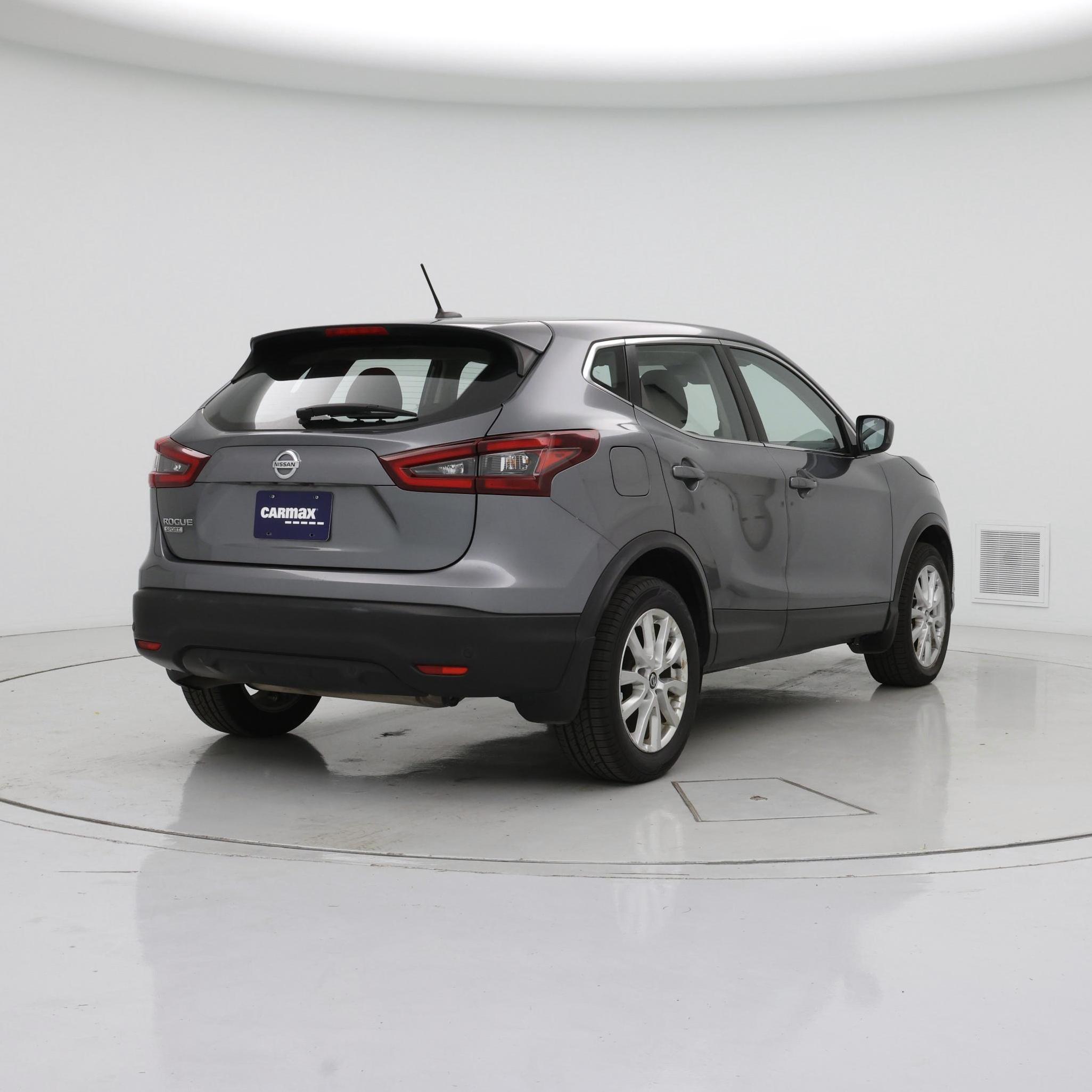 Thumbnail: 2021 Nissan Rogue Sport - 8