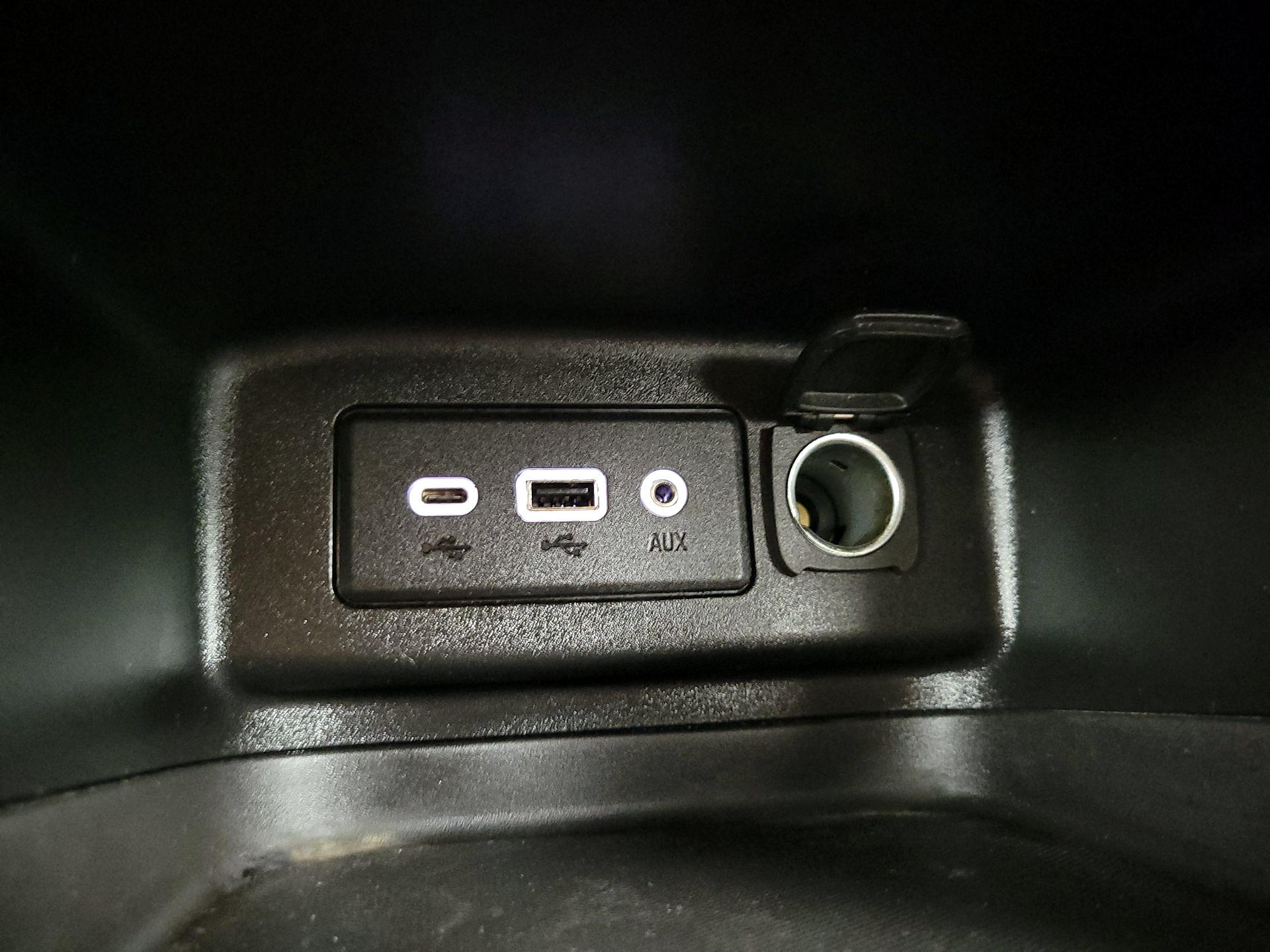 Thumbnail: 2022 Chevrolet Equinox - 18