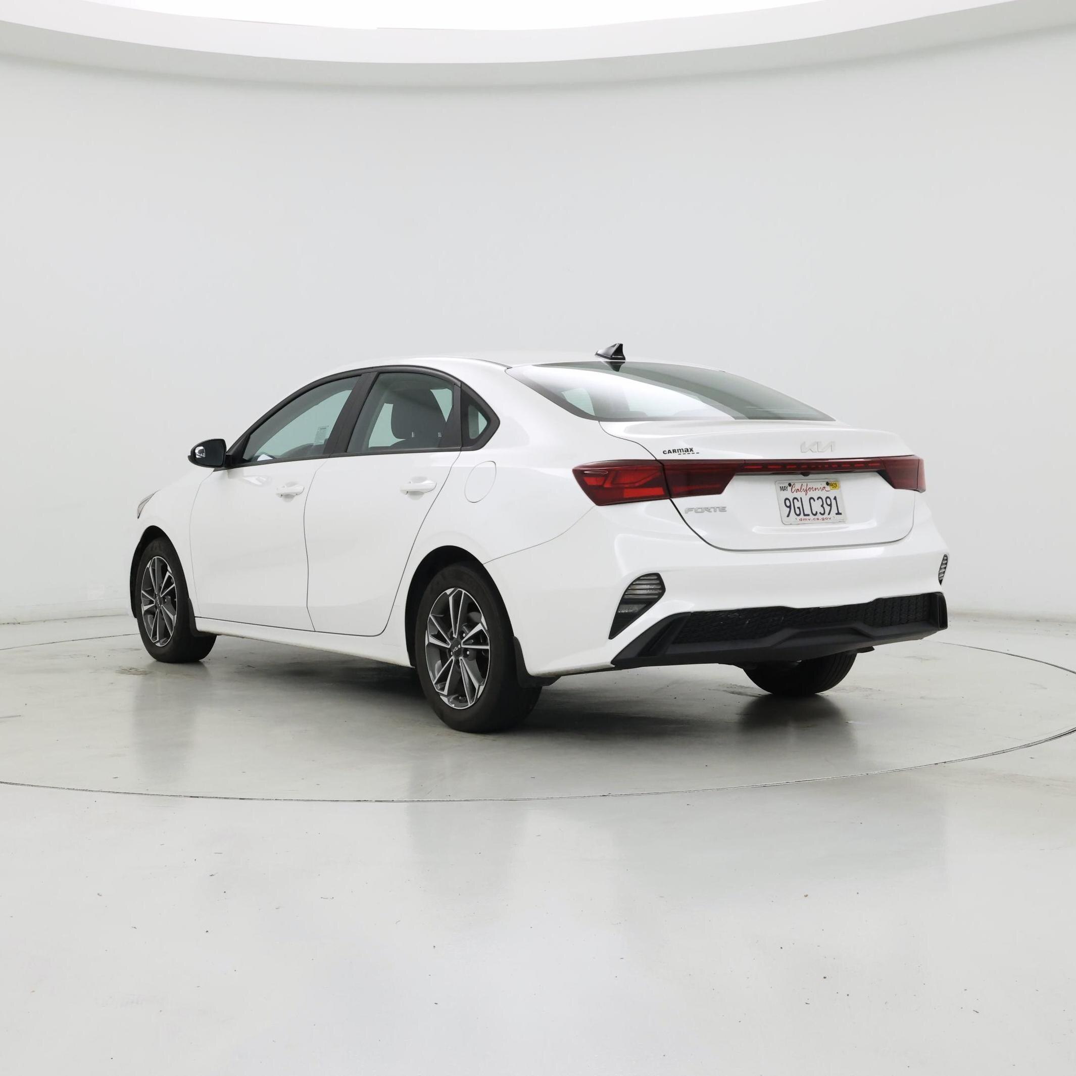 Thumbnail: 2023 Kia Forte - 2