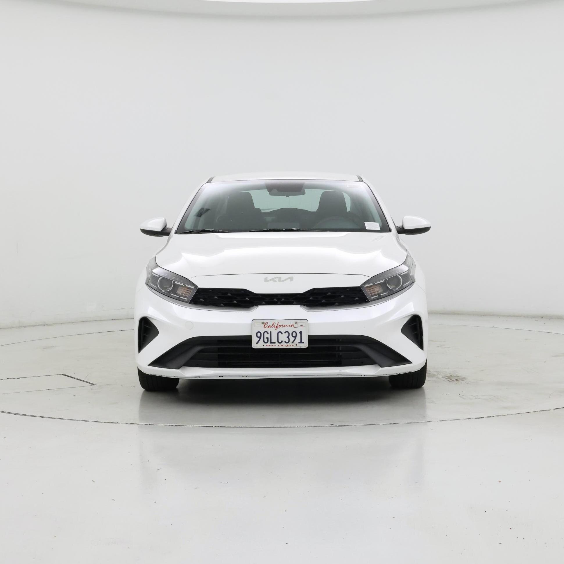Thumbnail: 2023 Kia Forte - 5
