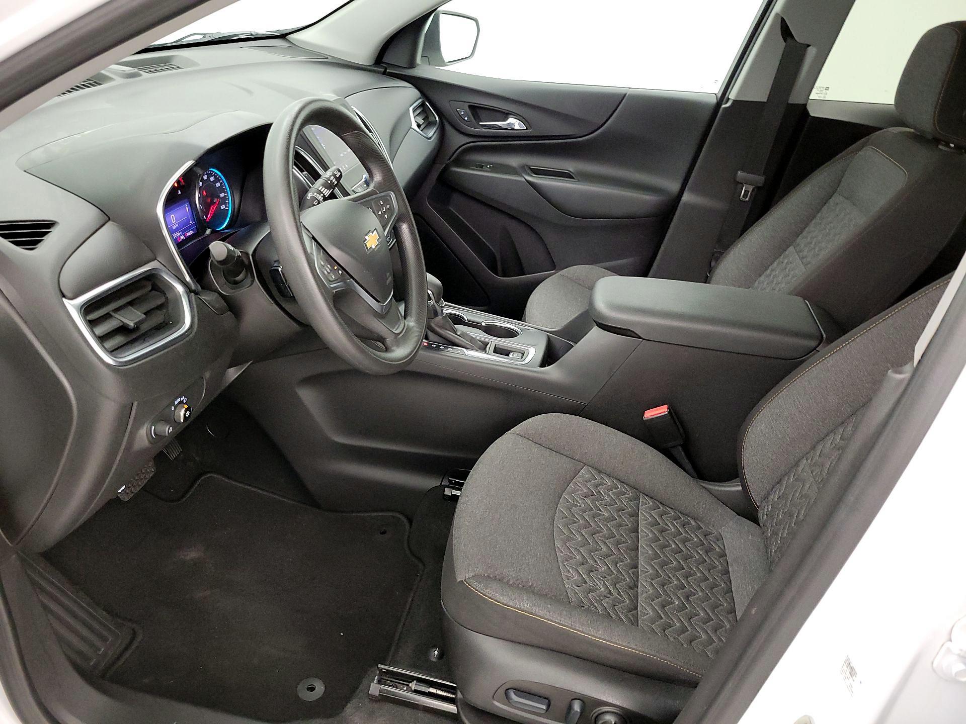 Thumbnail: 2022 Chevrolet Equinox - 11