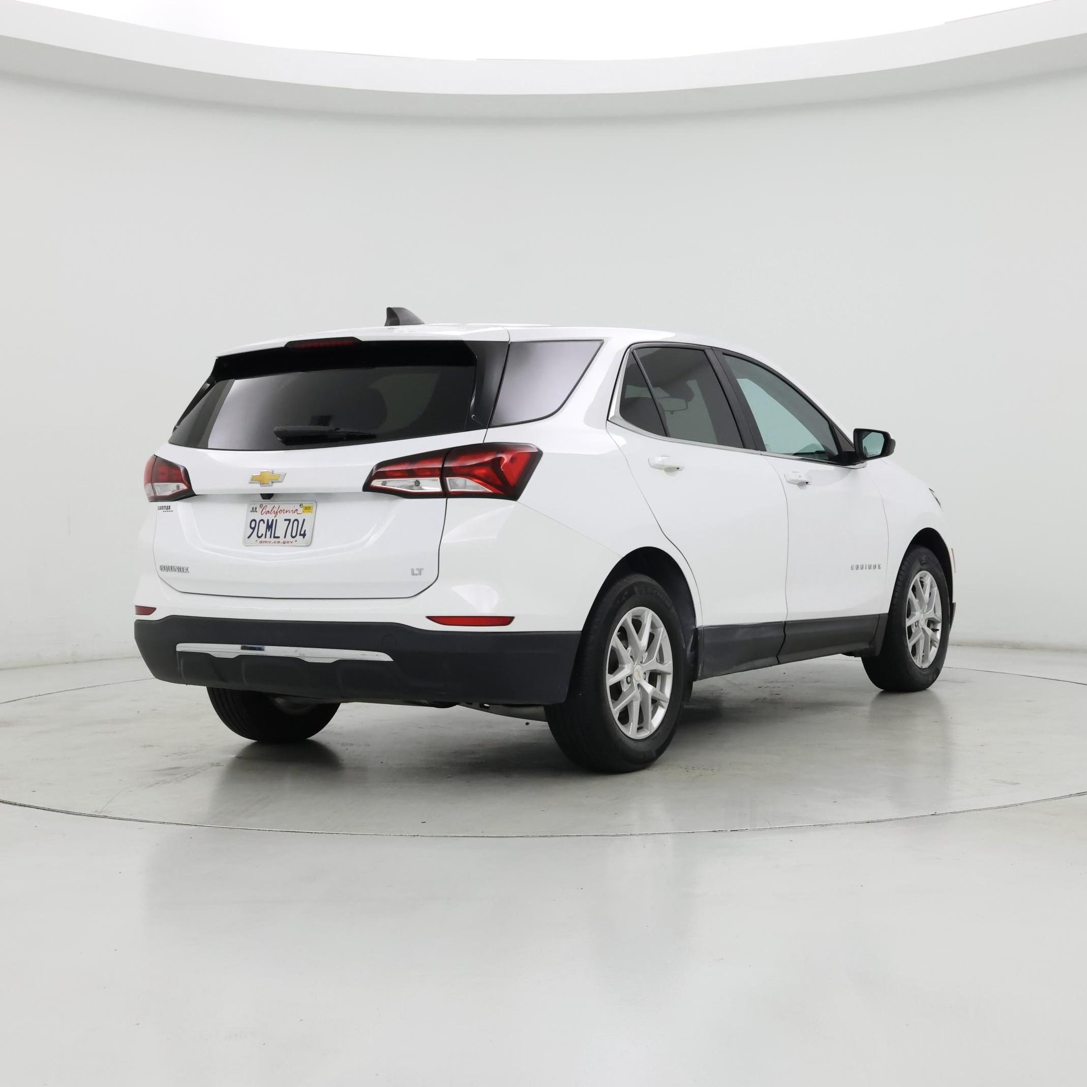 Thumbnail: 2022 Chevrolet Equinox - 8