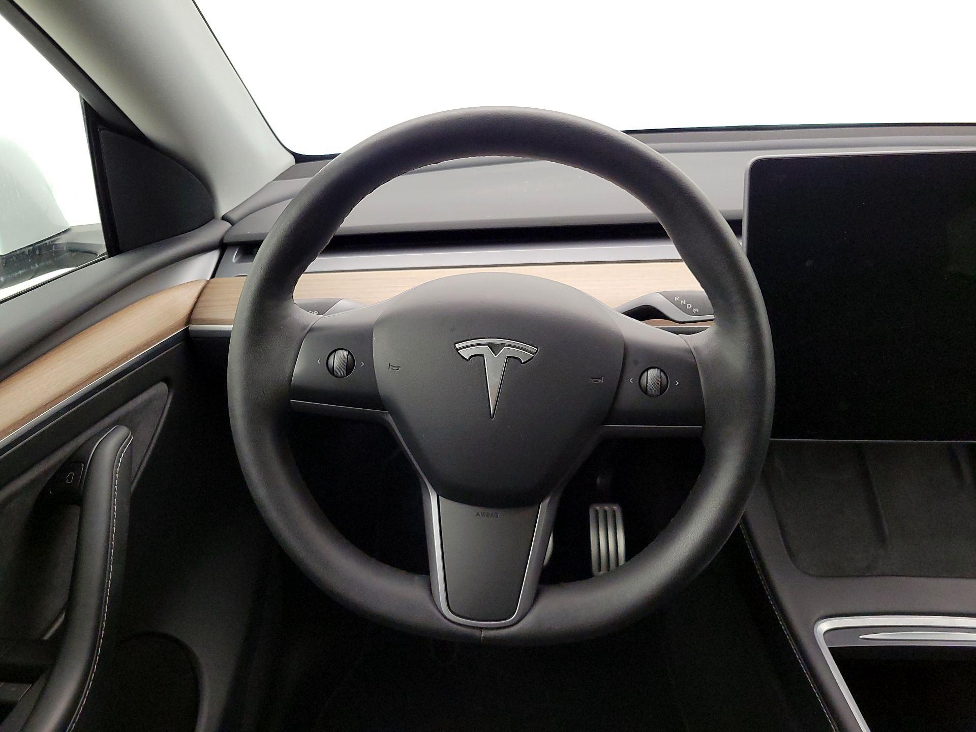Thumbnail: 2022 Tesla Model Y - 10