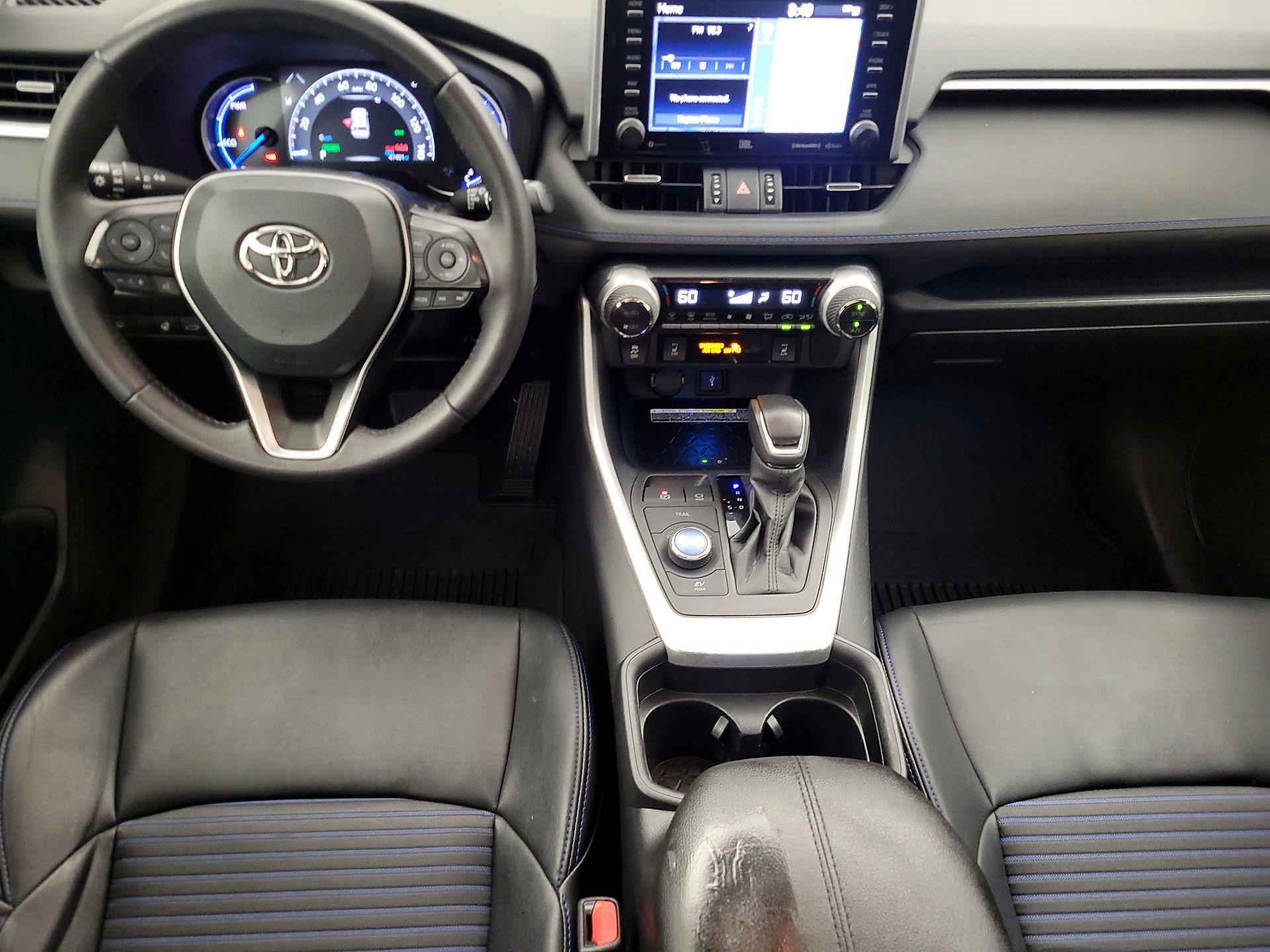 Thumbnail: 2021 Toyota RAV4 - 9
