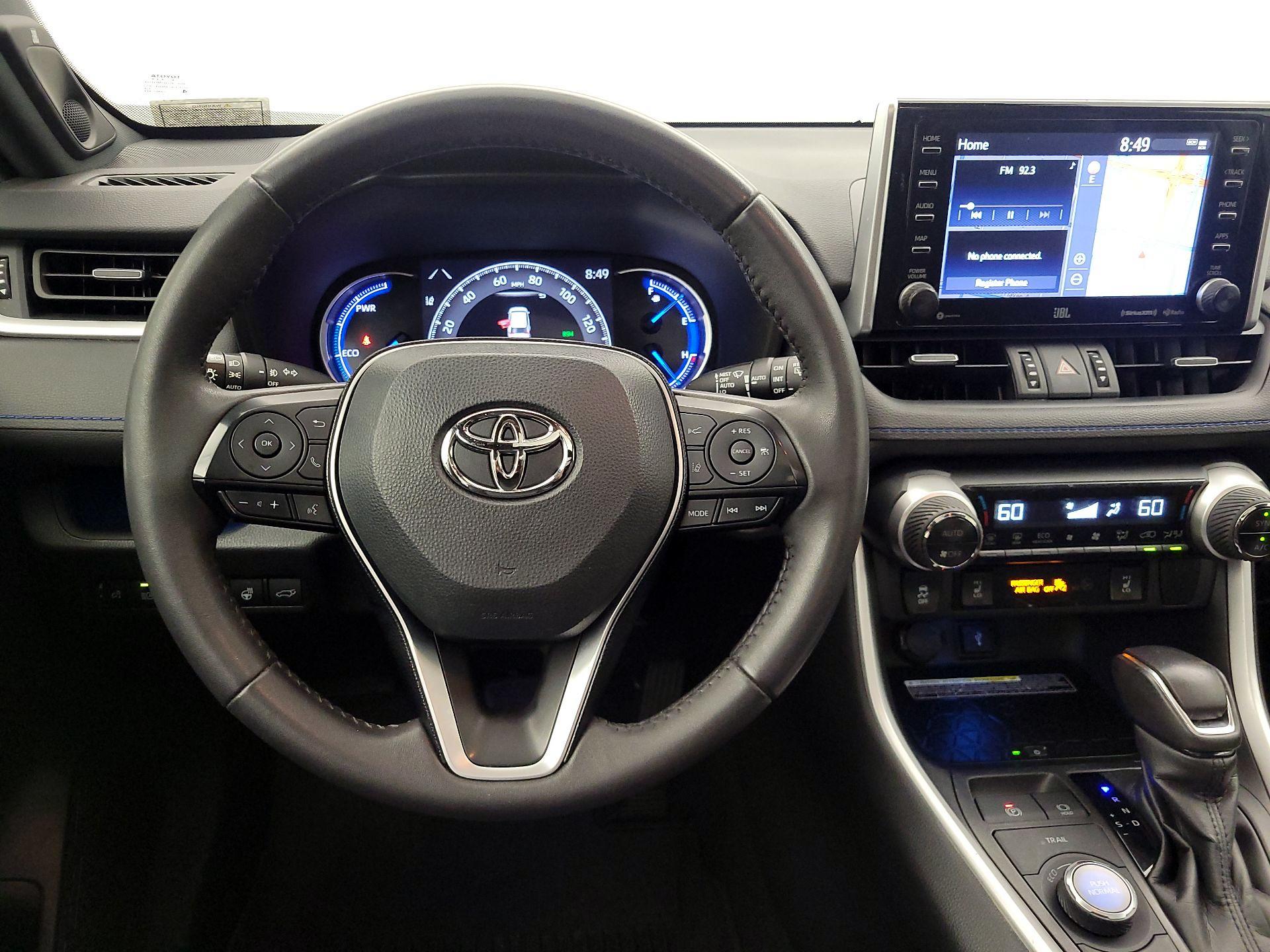 Thumbnail: 2021 Toyota RAV4 - 10