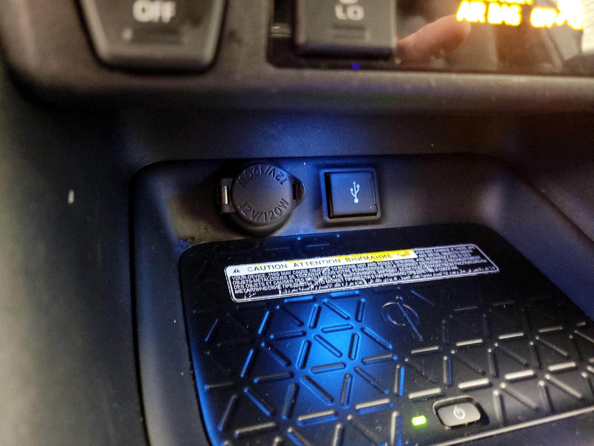 Thumbnail: 2021 Toyota RAV4 - 19