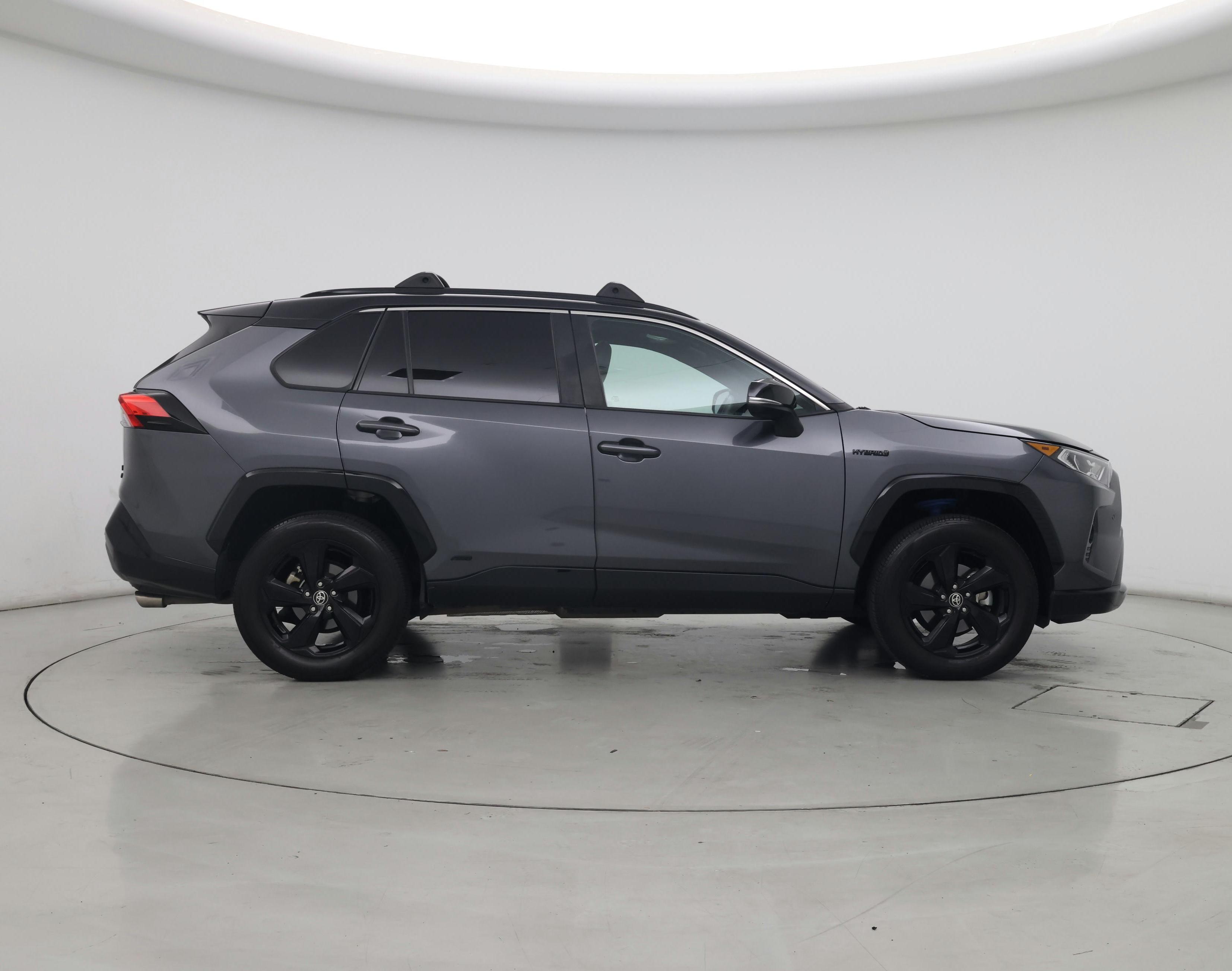 Thumbnail: 2021 Toyota RAV4 - 7