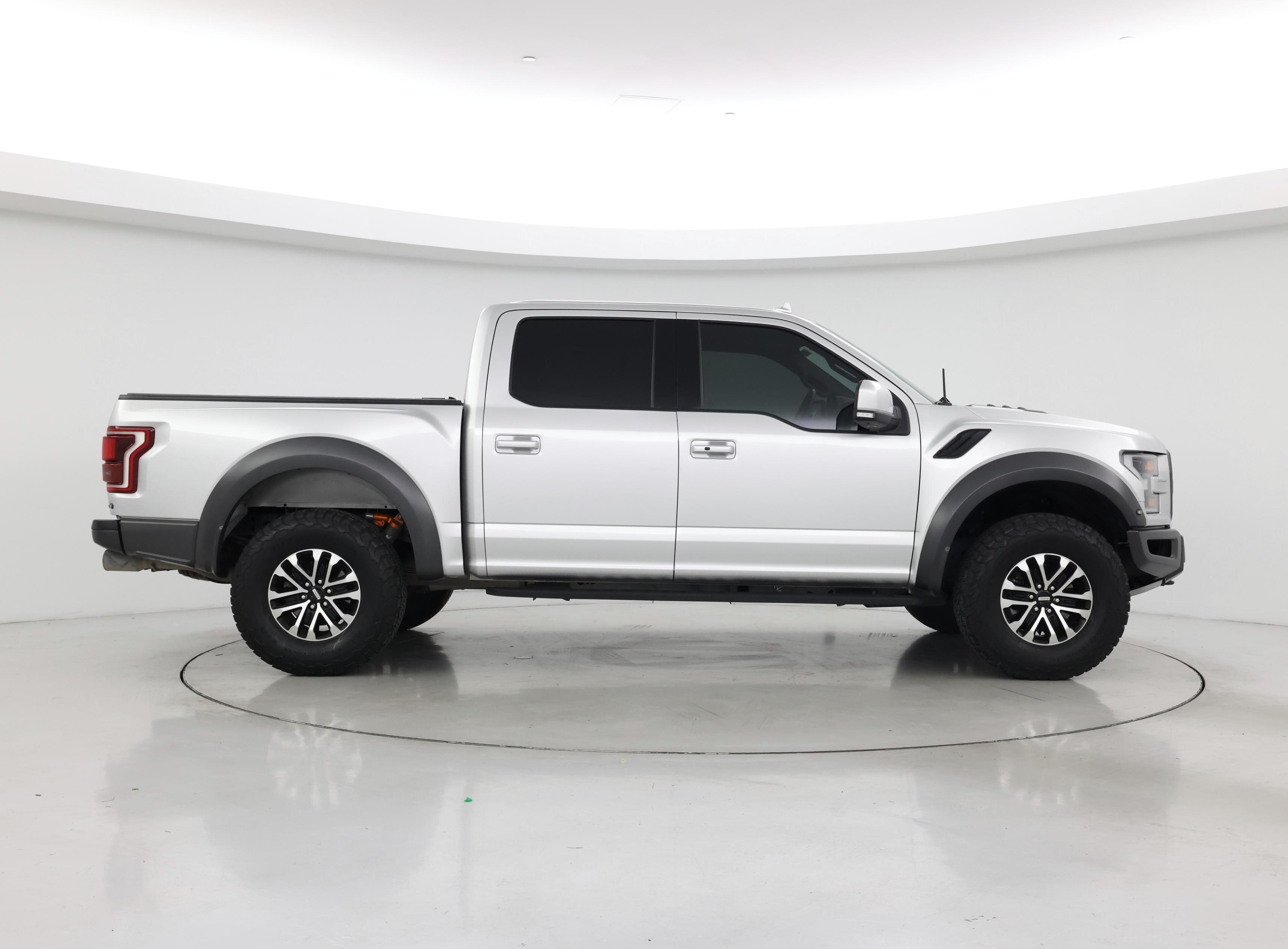 Thumbnail: 2019 Ford F-150 - 7